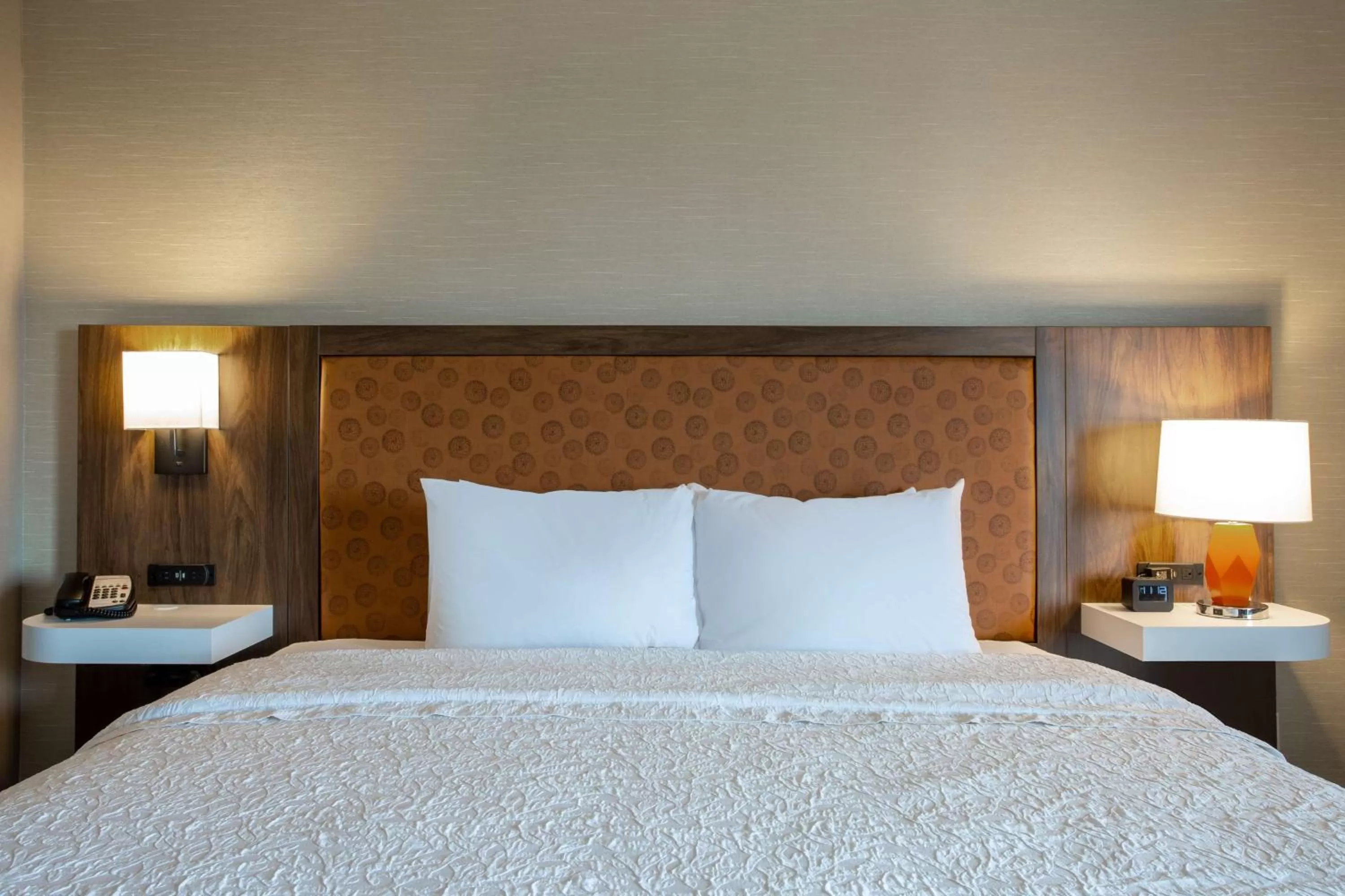 Bed in Hampton Inn Watertown