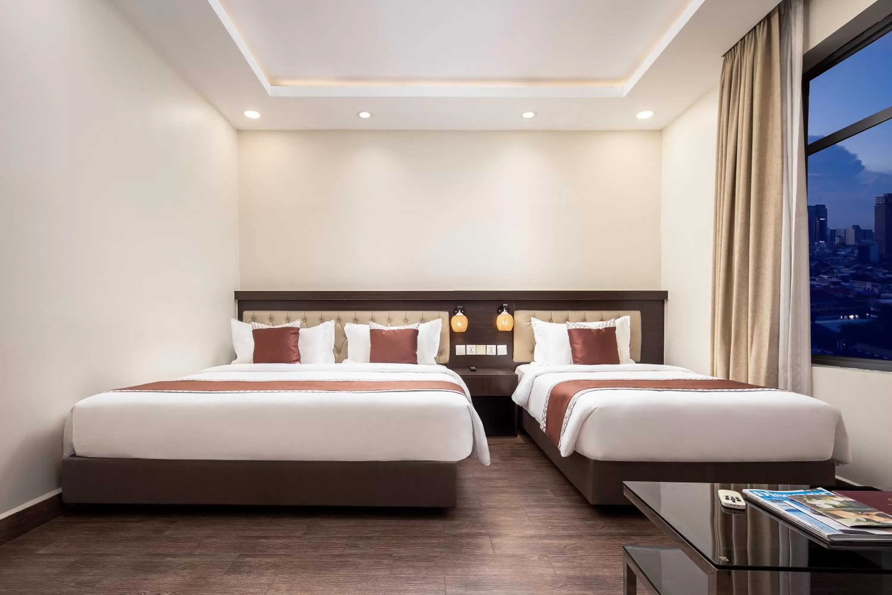 Bed in HM Grand Central Hotel