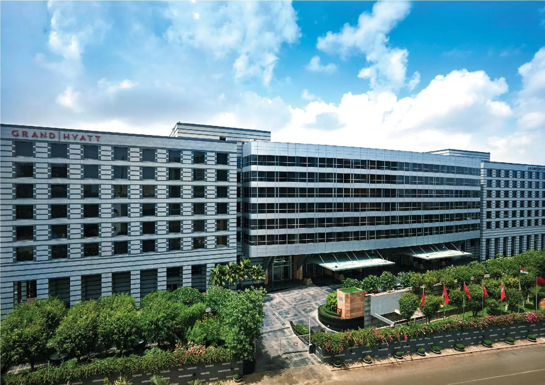 Facade/entrance in Grand Hyatt Mumbai Hotel and Residences