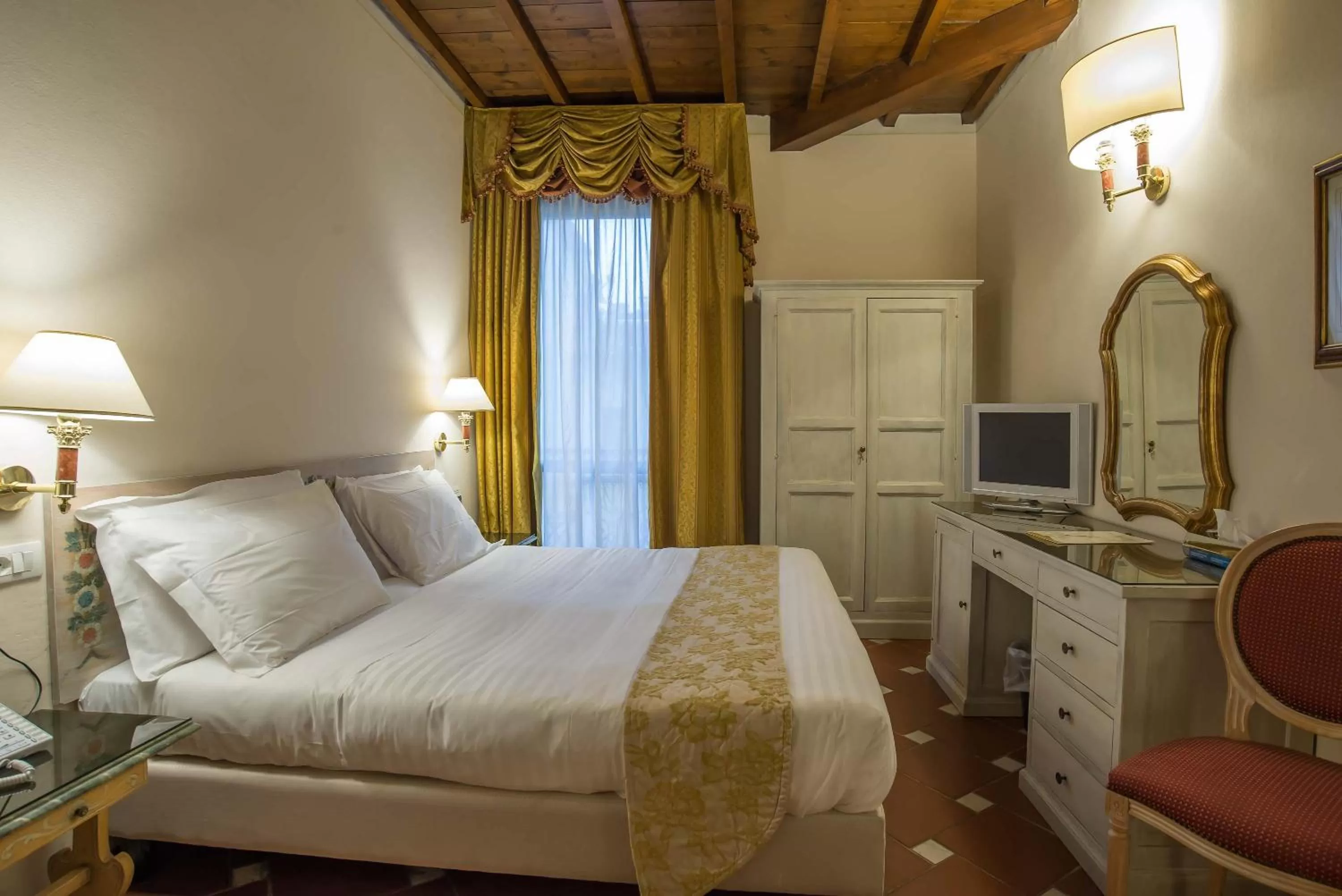 Photo of the whole room, Bed in Hotel Atlantic Palace