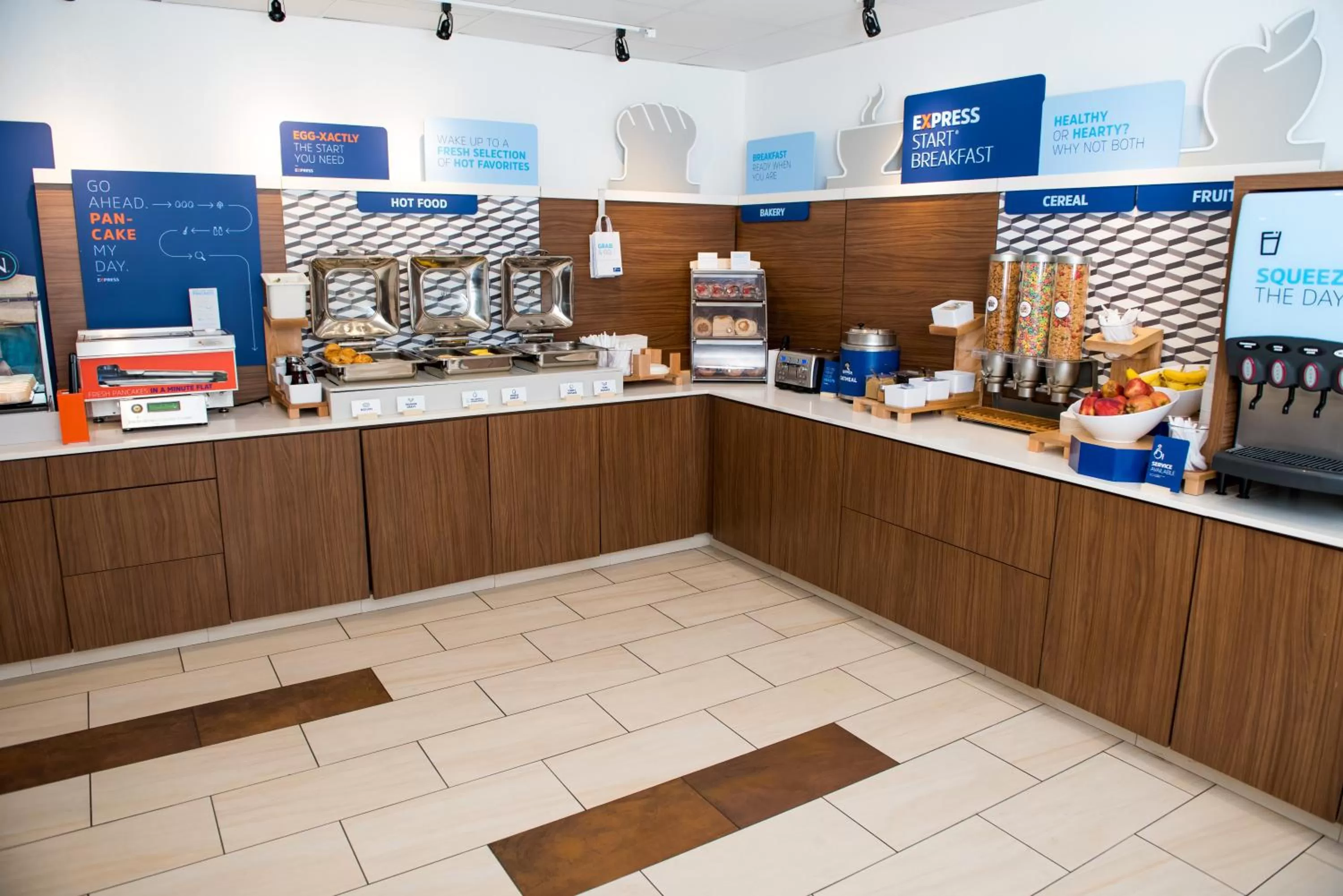 Breakfast in Holiday Inn Express Hotel & Suites Elkhart-South by IHG