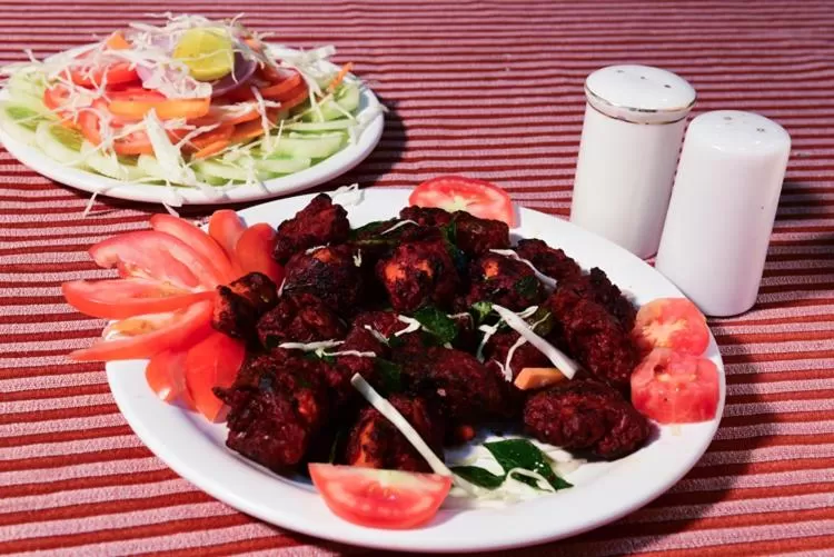 Food and drinks in Hotel Ashlesh Manipal