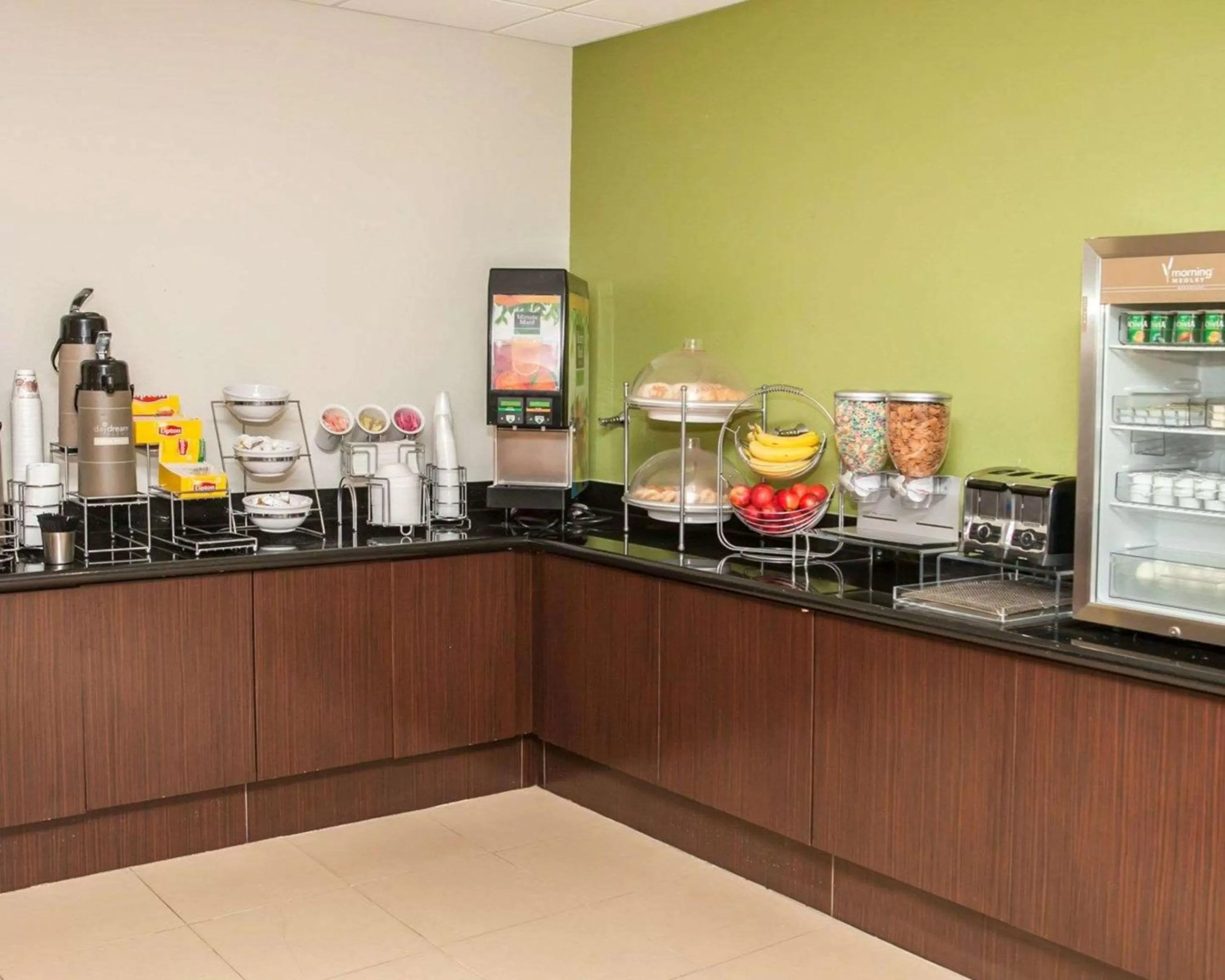 Restaurant/places to eat in Sleep Inn & Suites Harrisburg - Hershey North