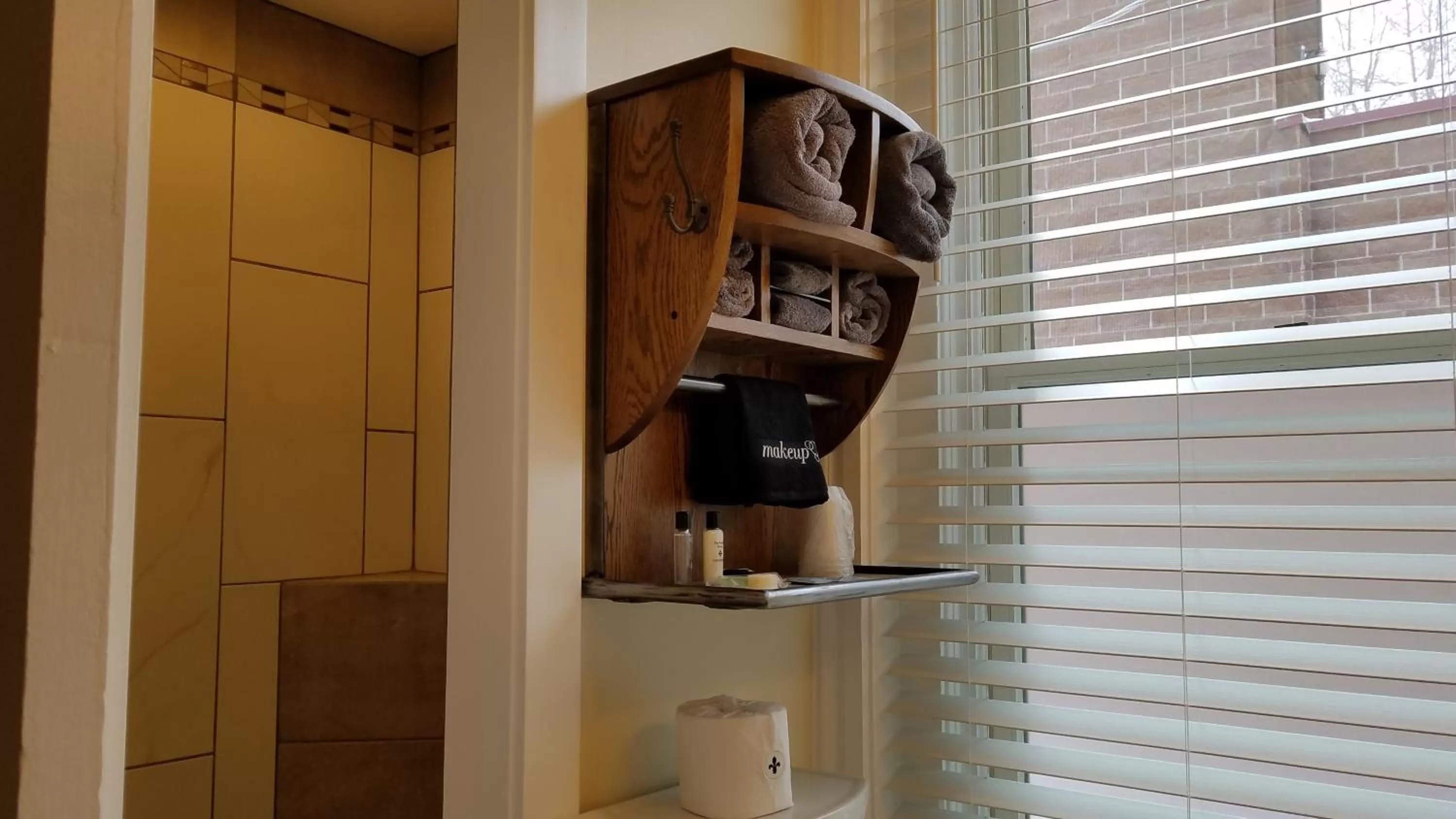 Bathroom in Hotel Ouray - for 12 years old and over