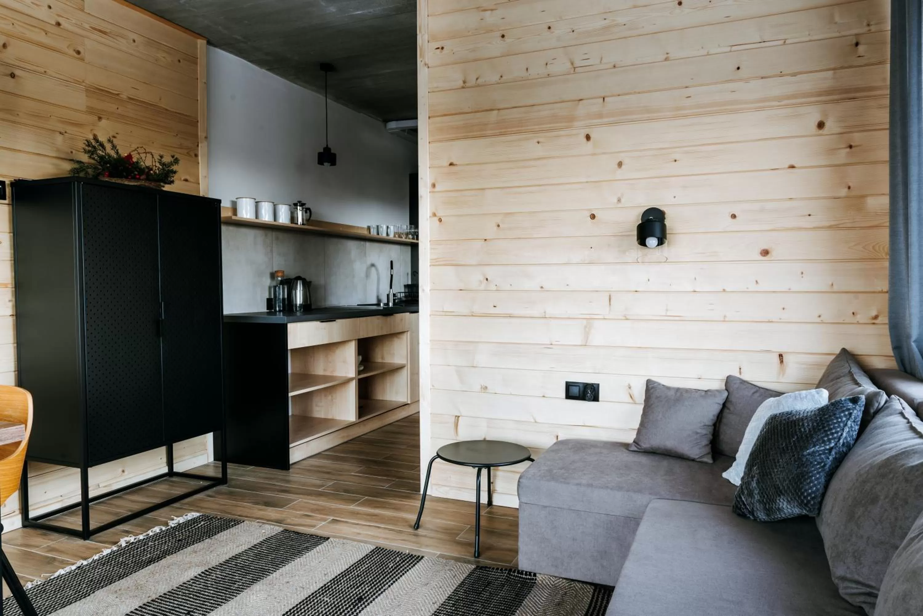 Apartment with Mountain View in Gorczańskie Zacisze