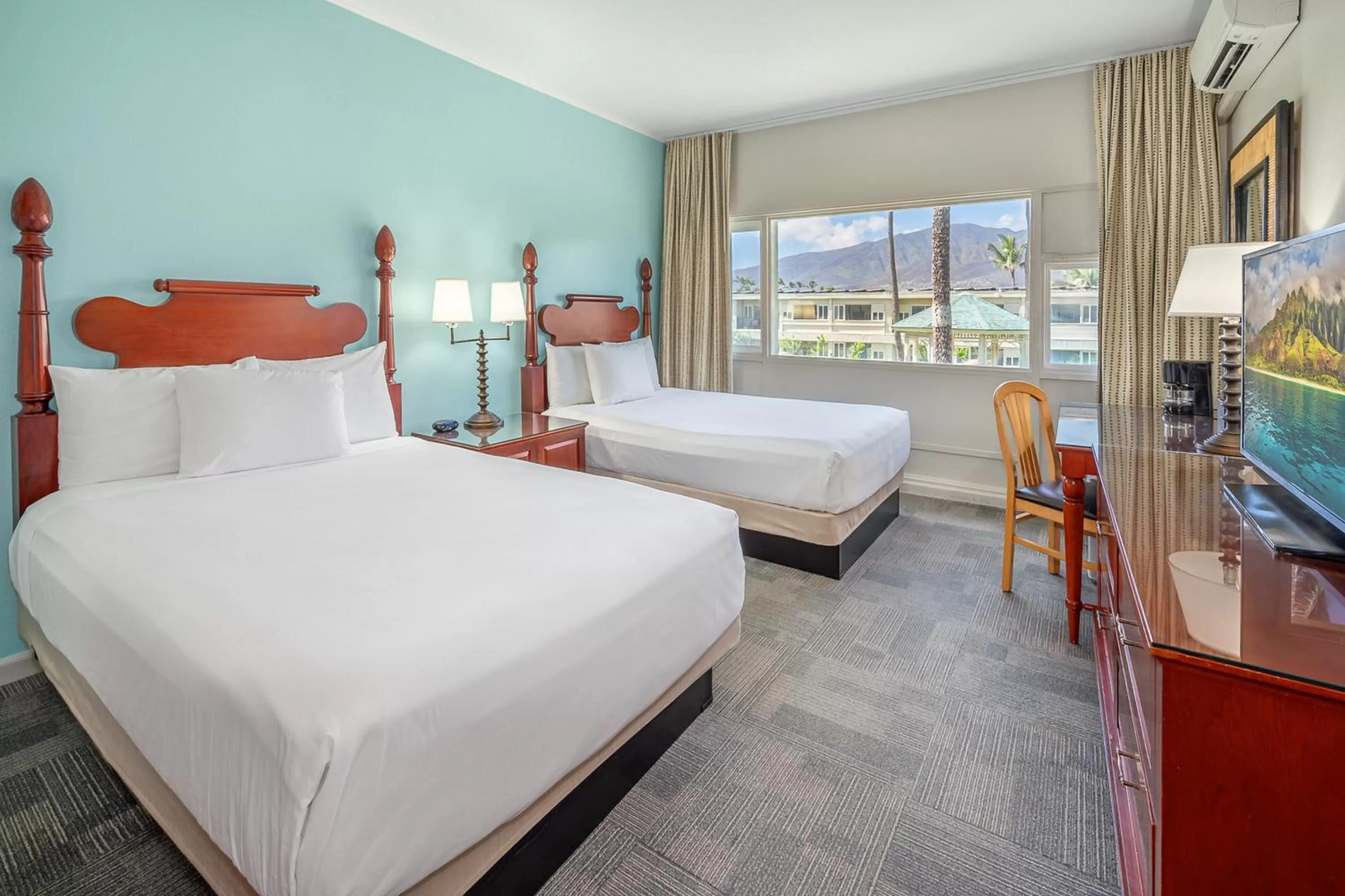 Bed in Maui Beach Hotel