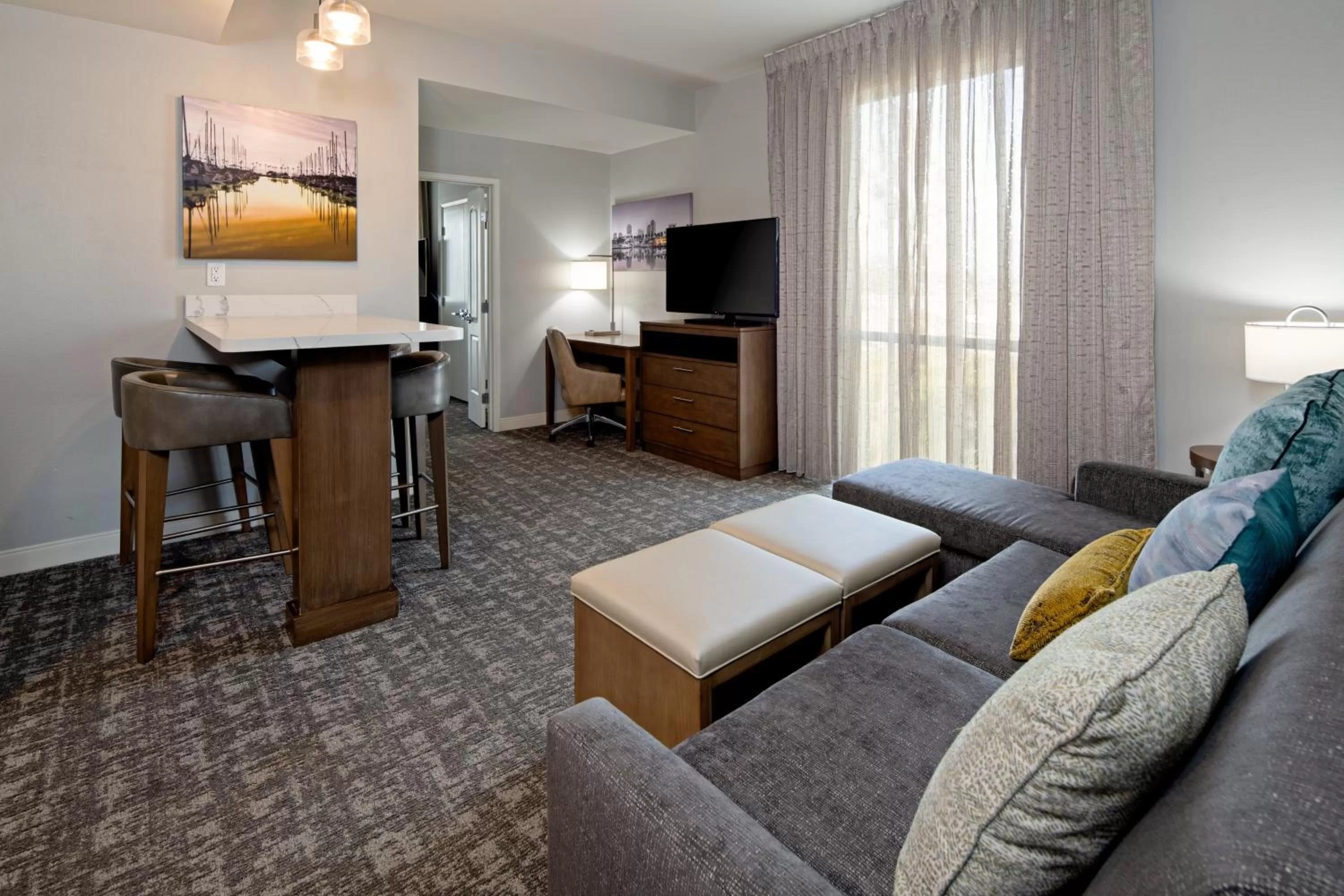 Bedroom in Staybridge Suites - Long Beach Airport by IHG