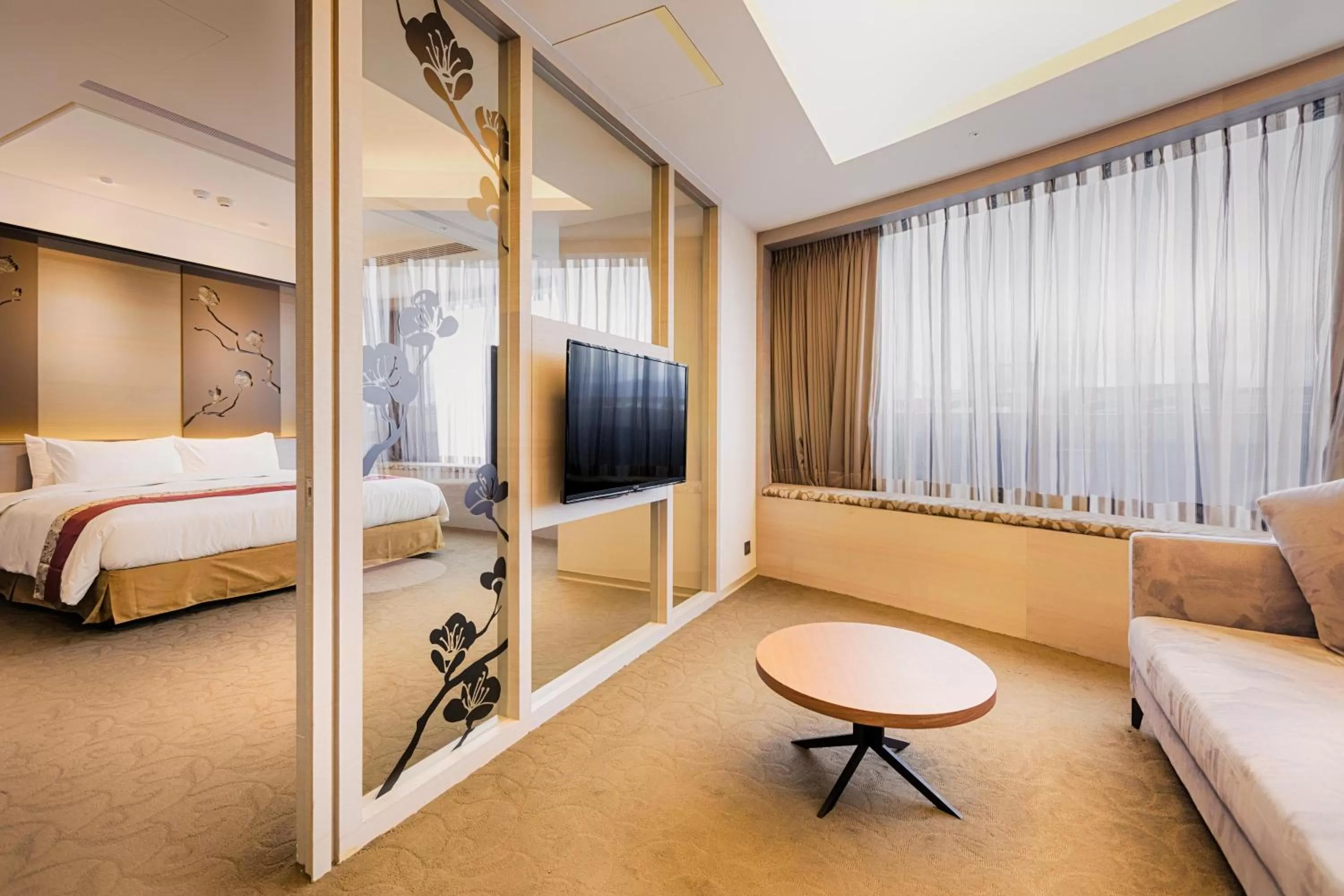 Executive Suite in Green World Grand NanJing