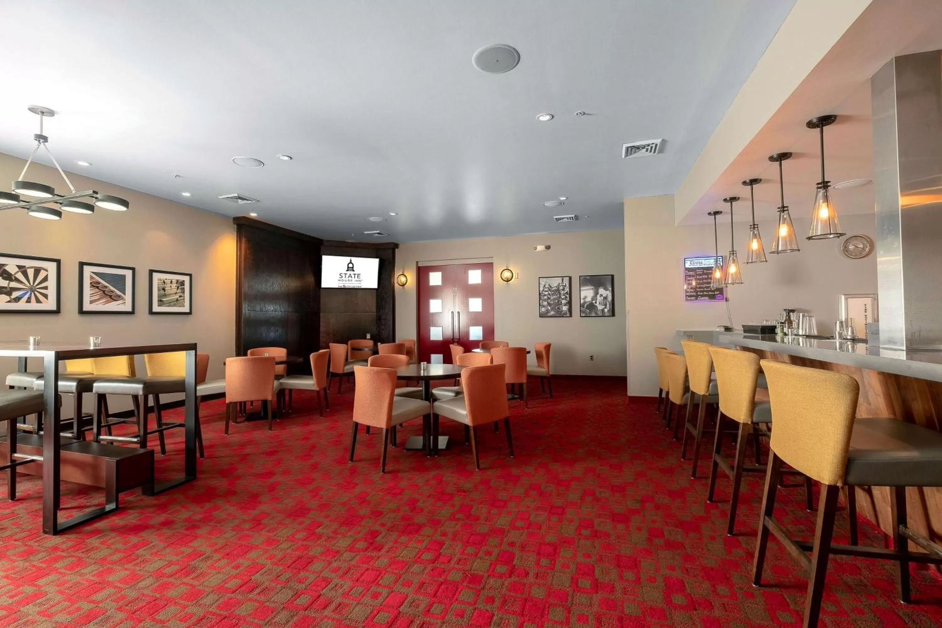 Restaurant/places to eat in State House Inn, Trademark Collection by Wyndham