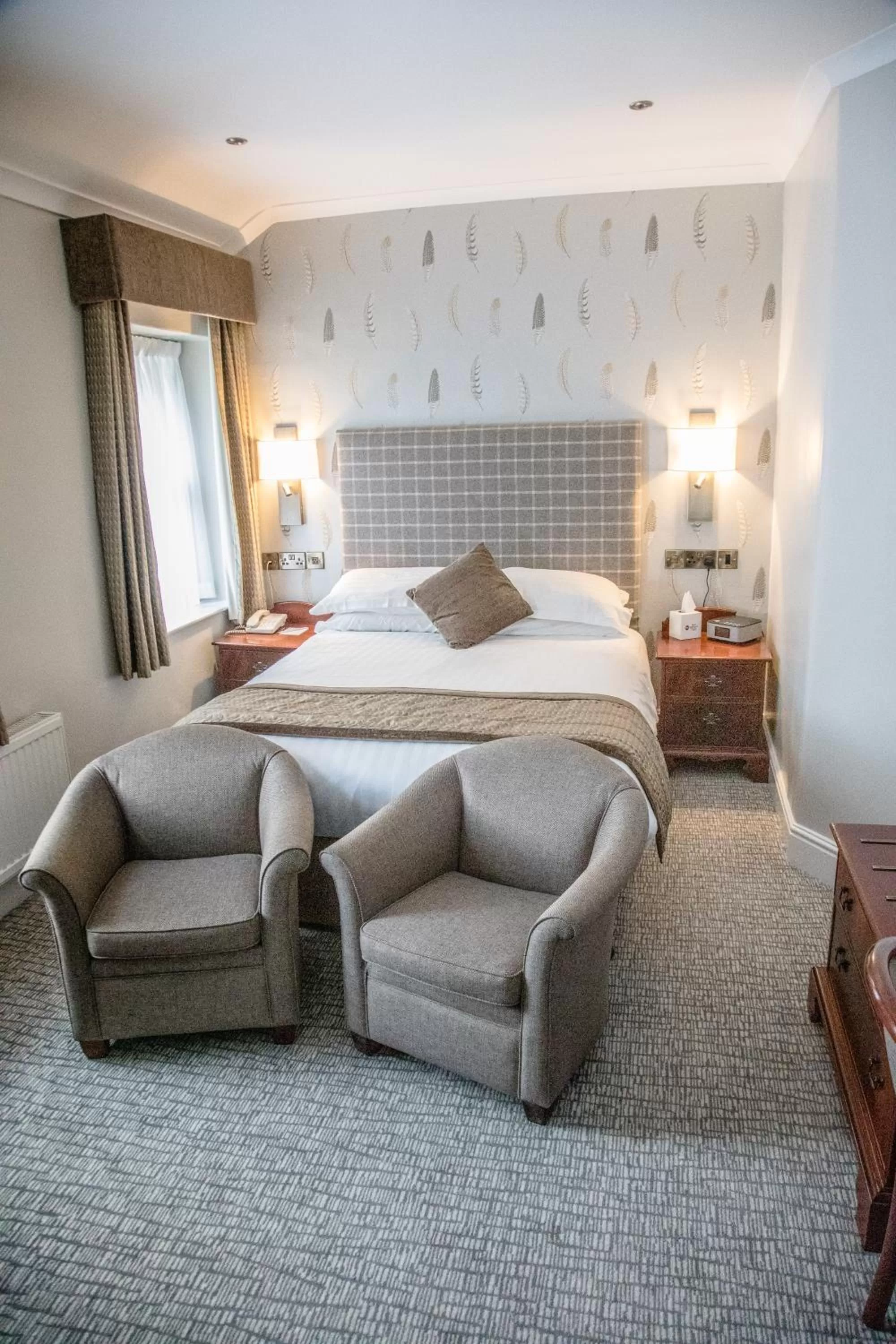 Bed in B/W Plus Buxton Lee Wood Hotel