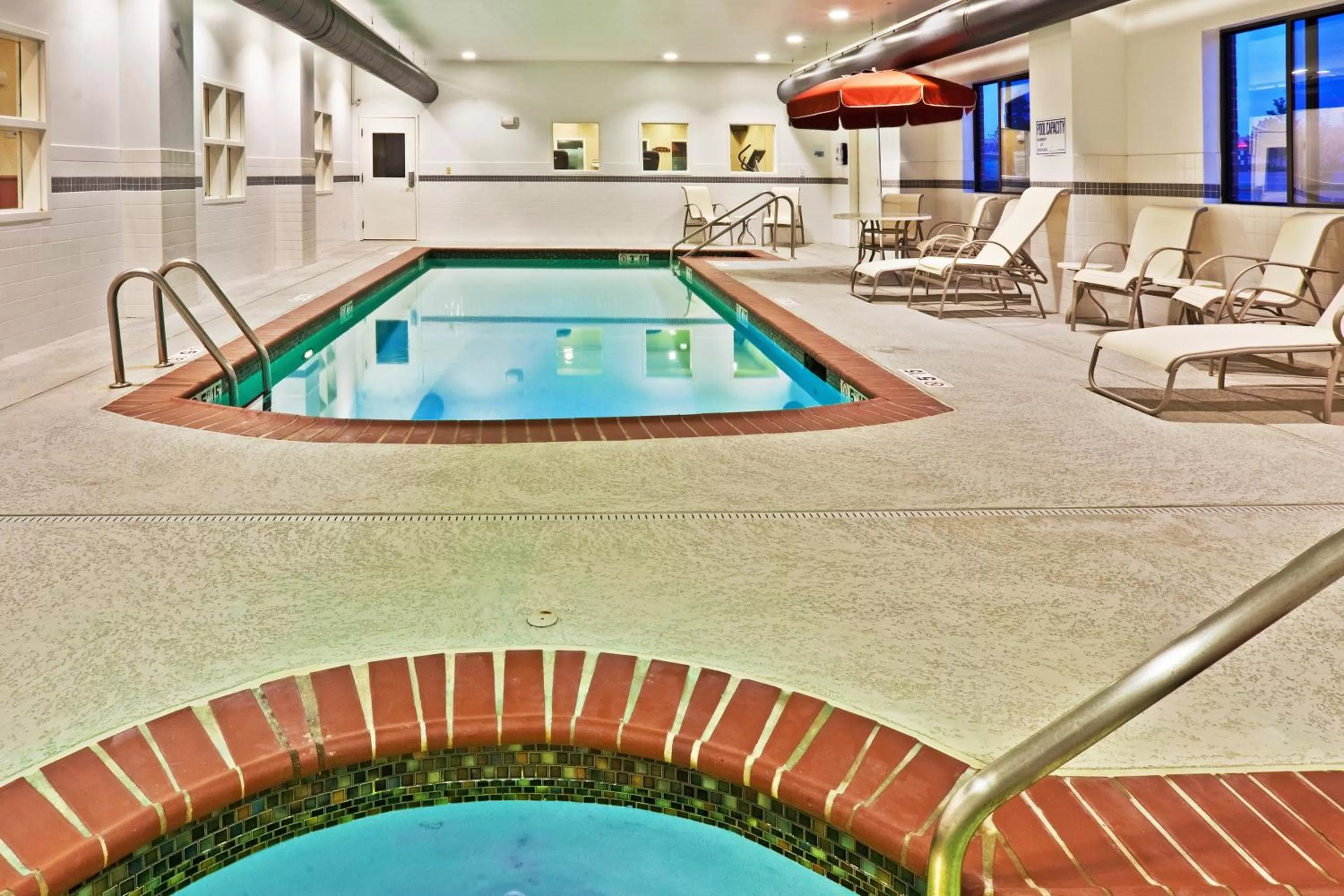 Swimming pool in Holiday Inn Express Hotel & Suites Bartlesville by IHG