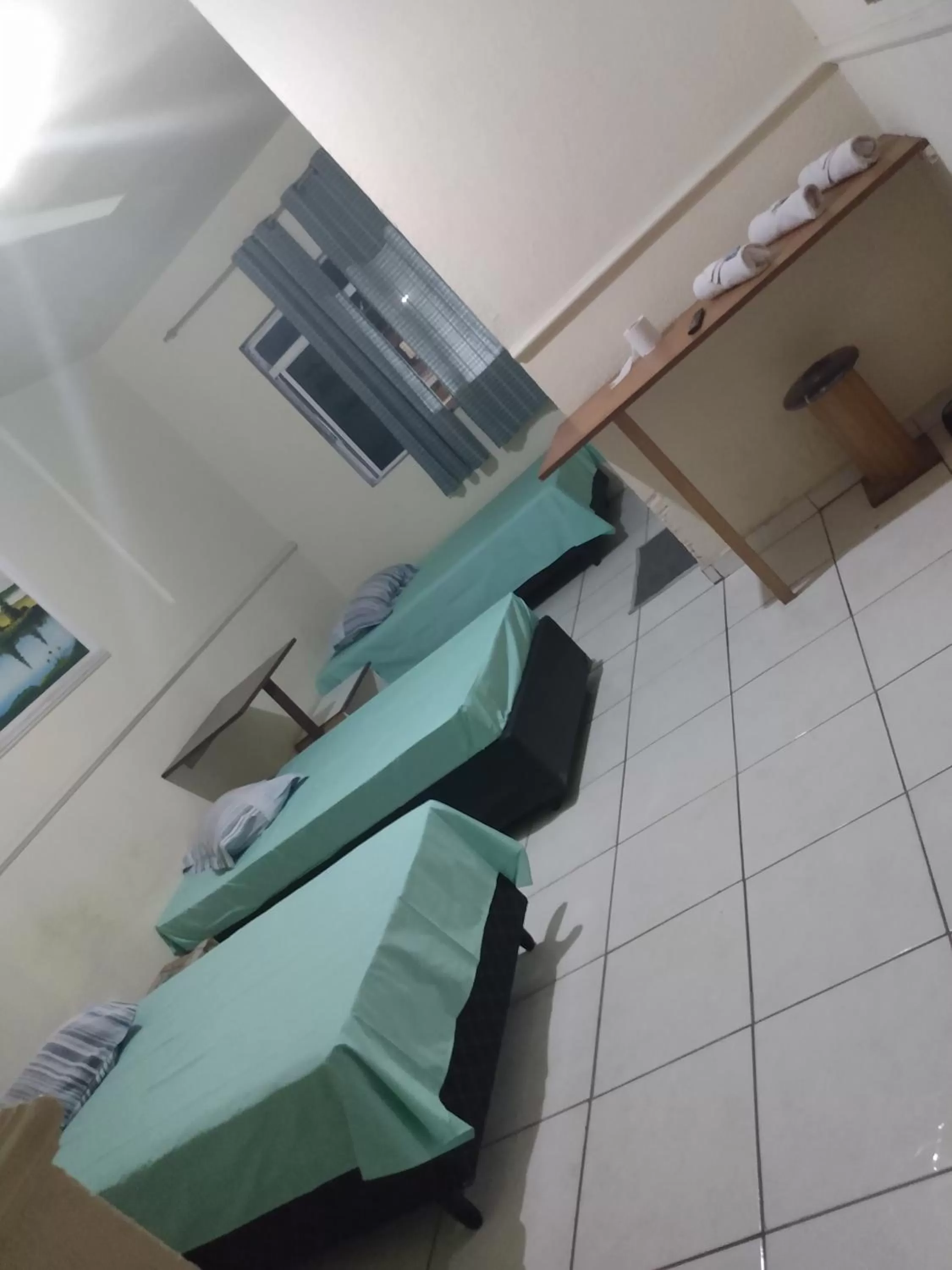 Classic Triple Room in Hospedaria Éden