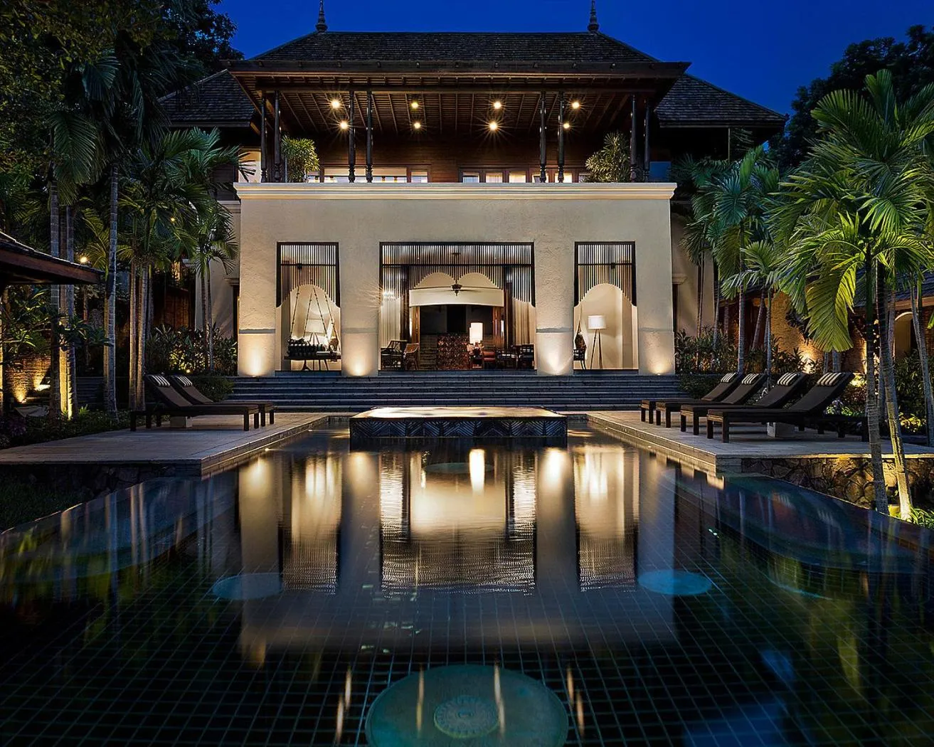 Swimming pool in Four Seasons Resort Chiang Mai