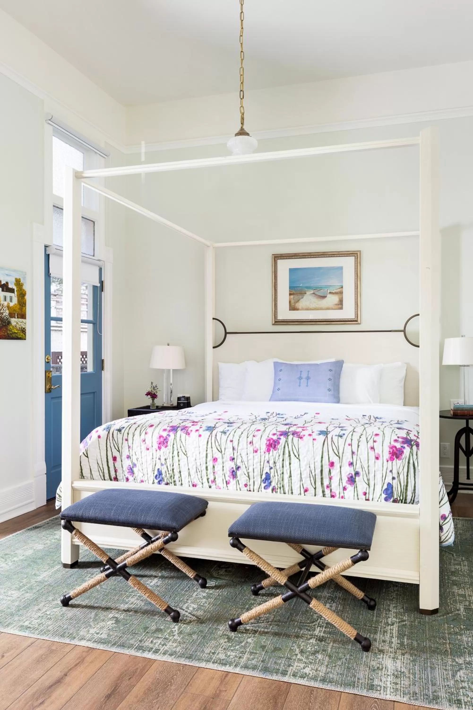 Bed in Garden Street Inn Downtown San Luis Obispo, A Kirkwood Collection Hotel