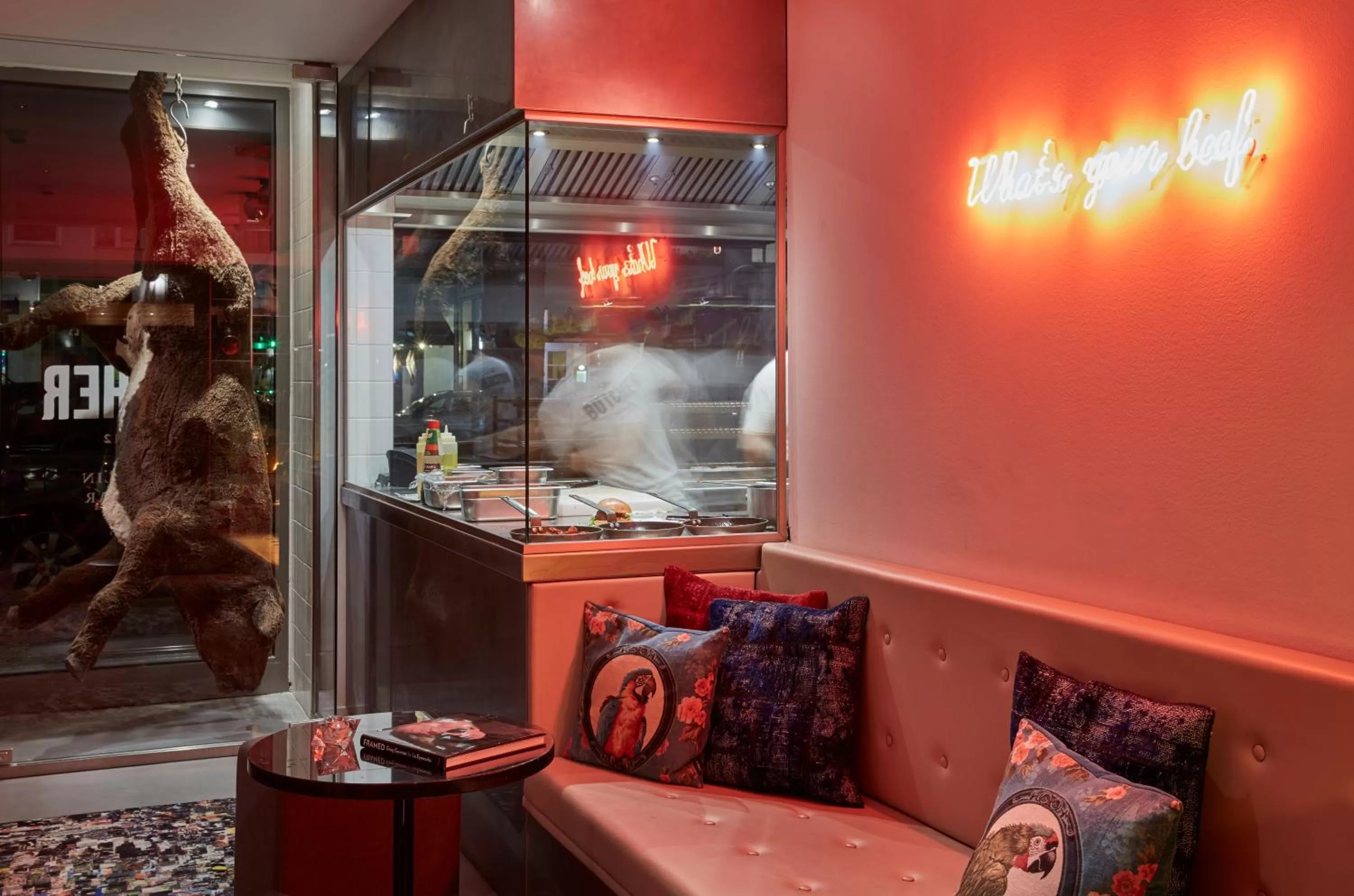 Restaurant/places to eat in Sir Savigny Hotel, part of Sircle Collection