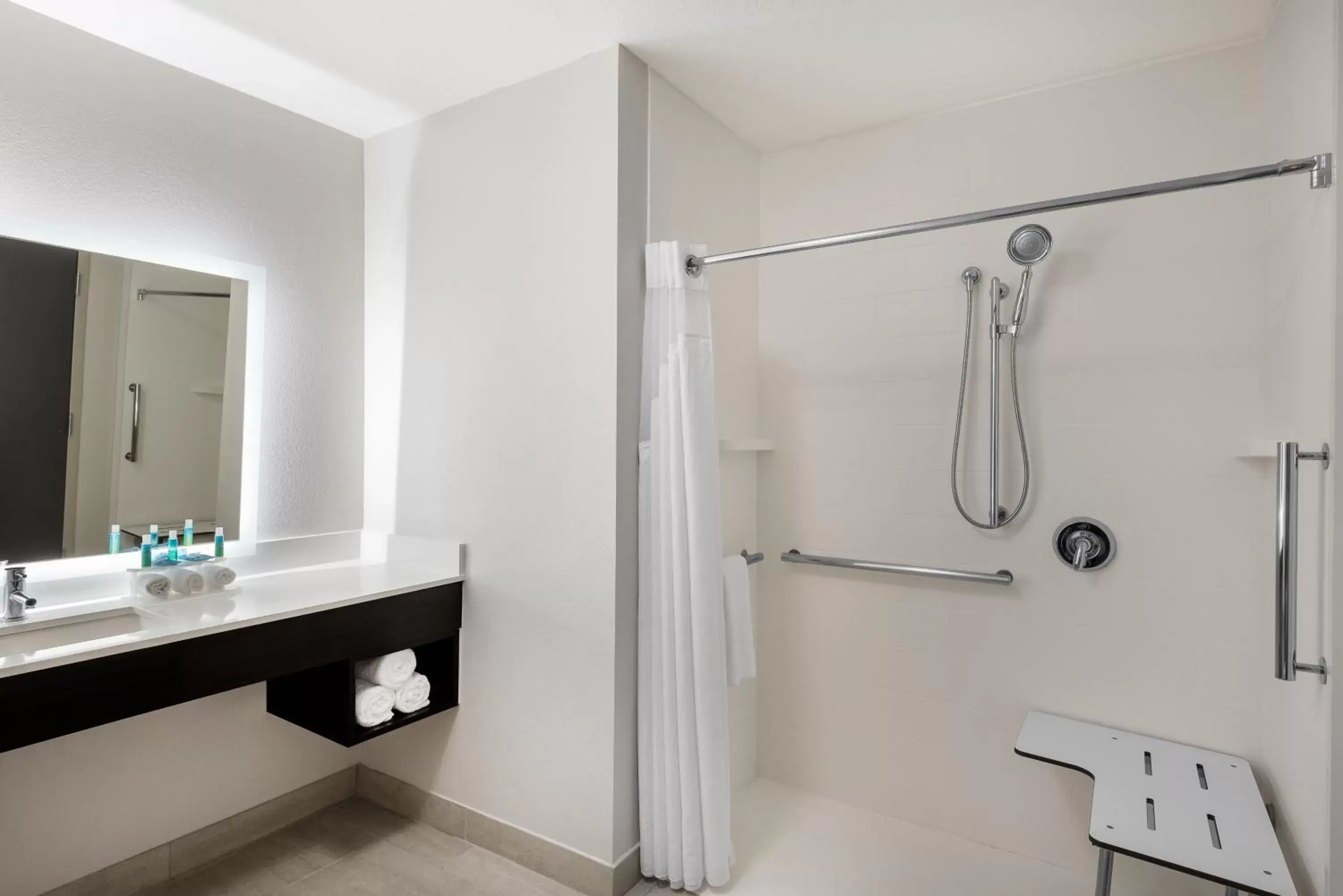 King Studio Suite - Mobility Access with Roll-in Shower in Holiday Inn Express & Suites Lakeland South by IHG King Studio Suite - Mobility Access with Roll-in Shower in Holiday Inn Express & Suites Lakeland South by IHG