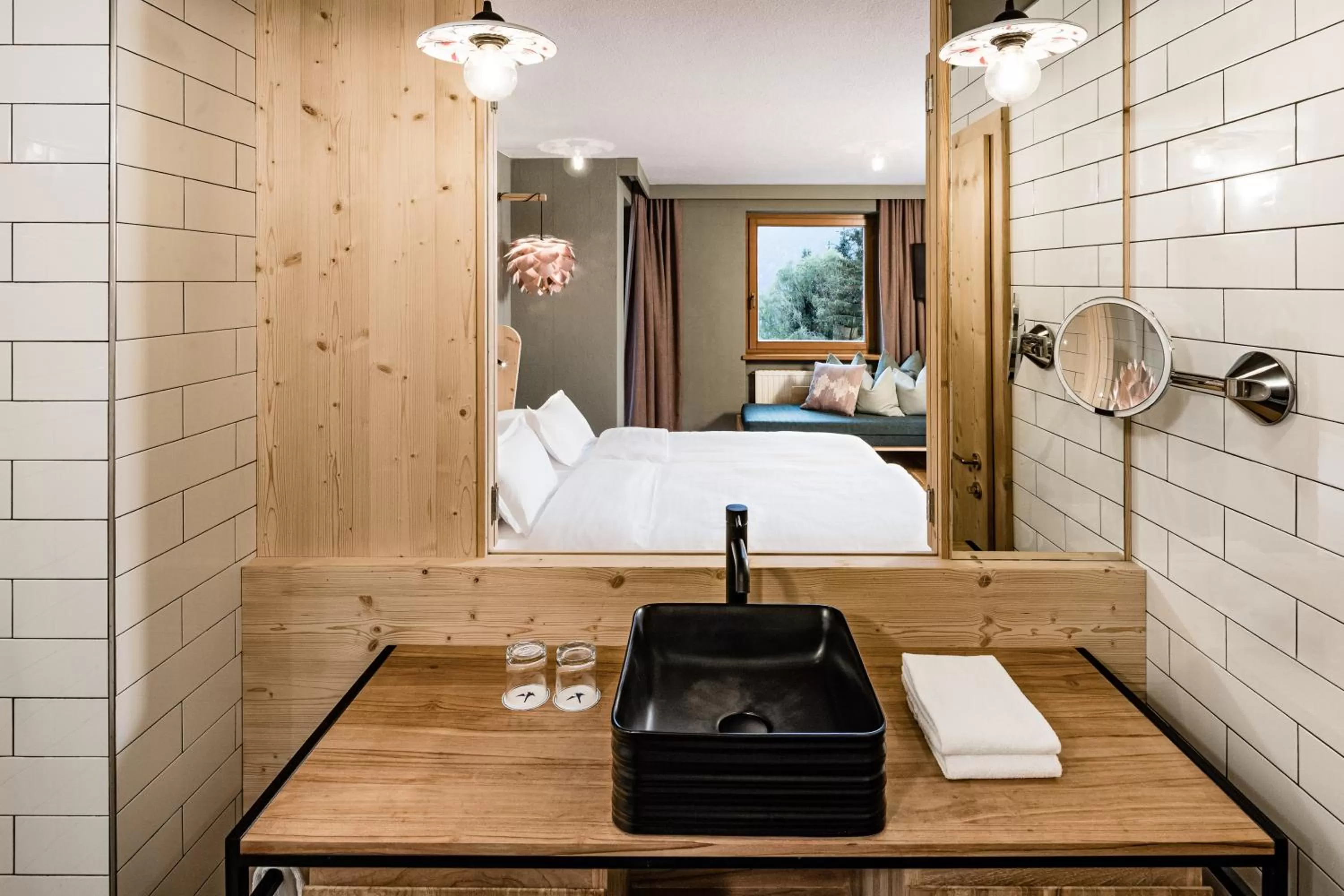 Bathroom, Bed in Falkensteiner Hotel Antholz - Adults only