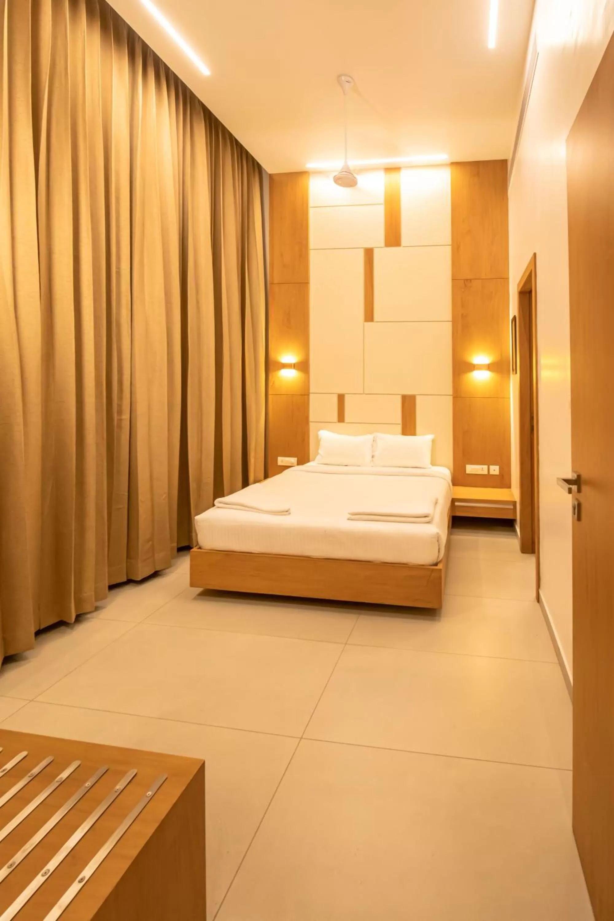 Bedroom, Bed in RATHNA RESIDENCY - Near US CONSULATE