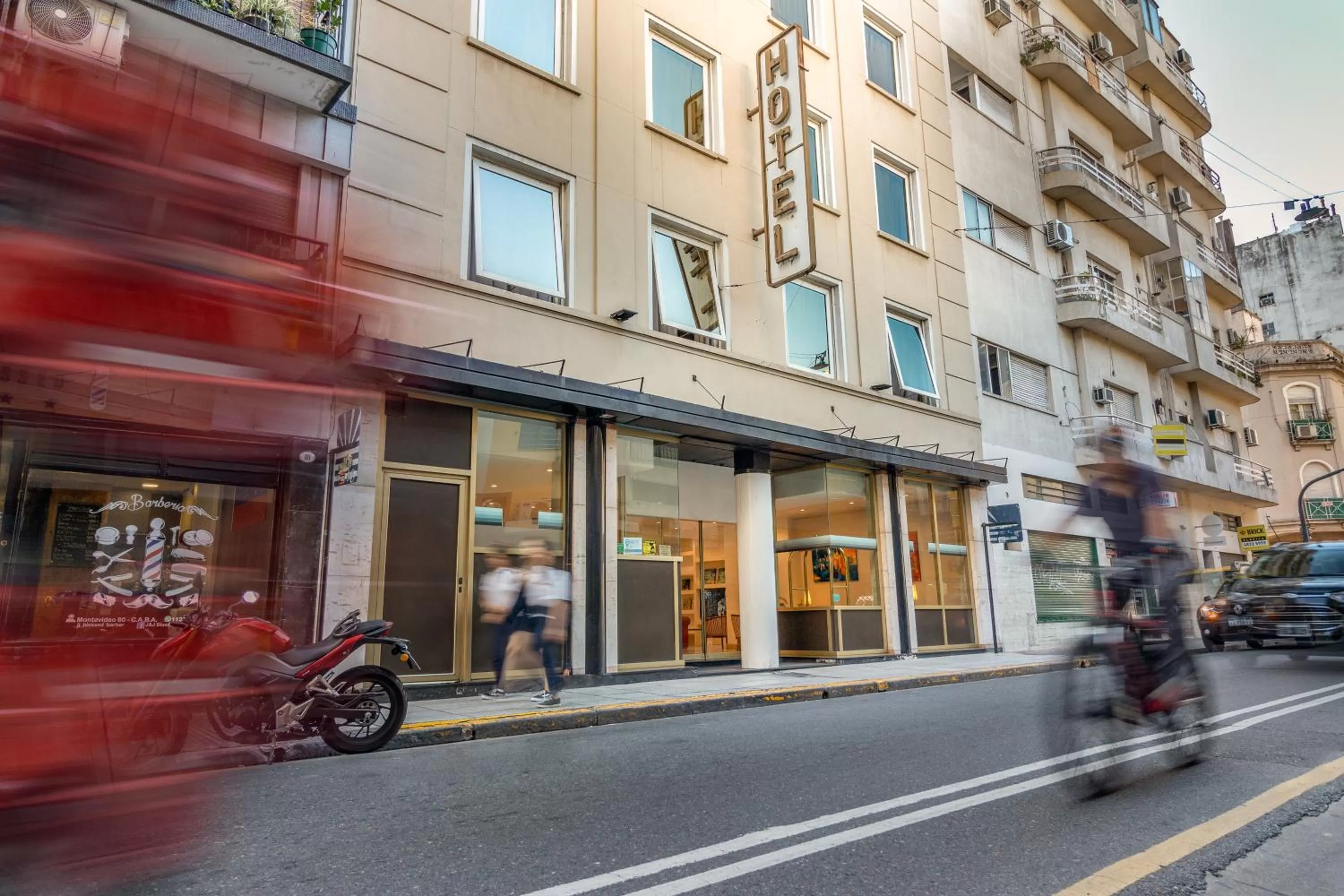 Facade/entrance in Up Congreso Hotel
