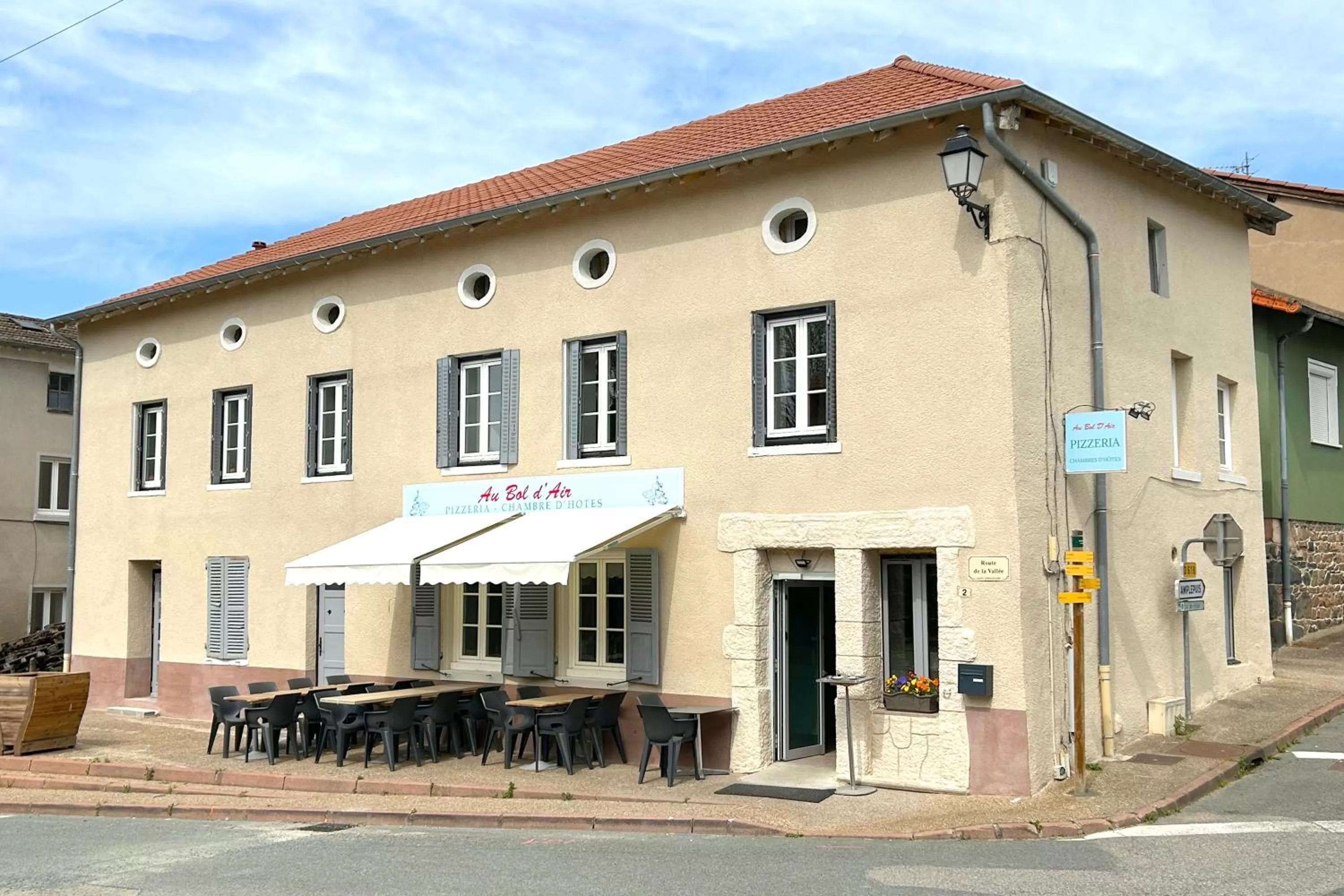 Property Building in AU BOL D'AIR