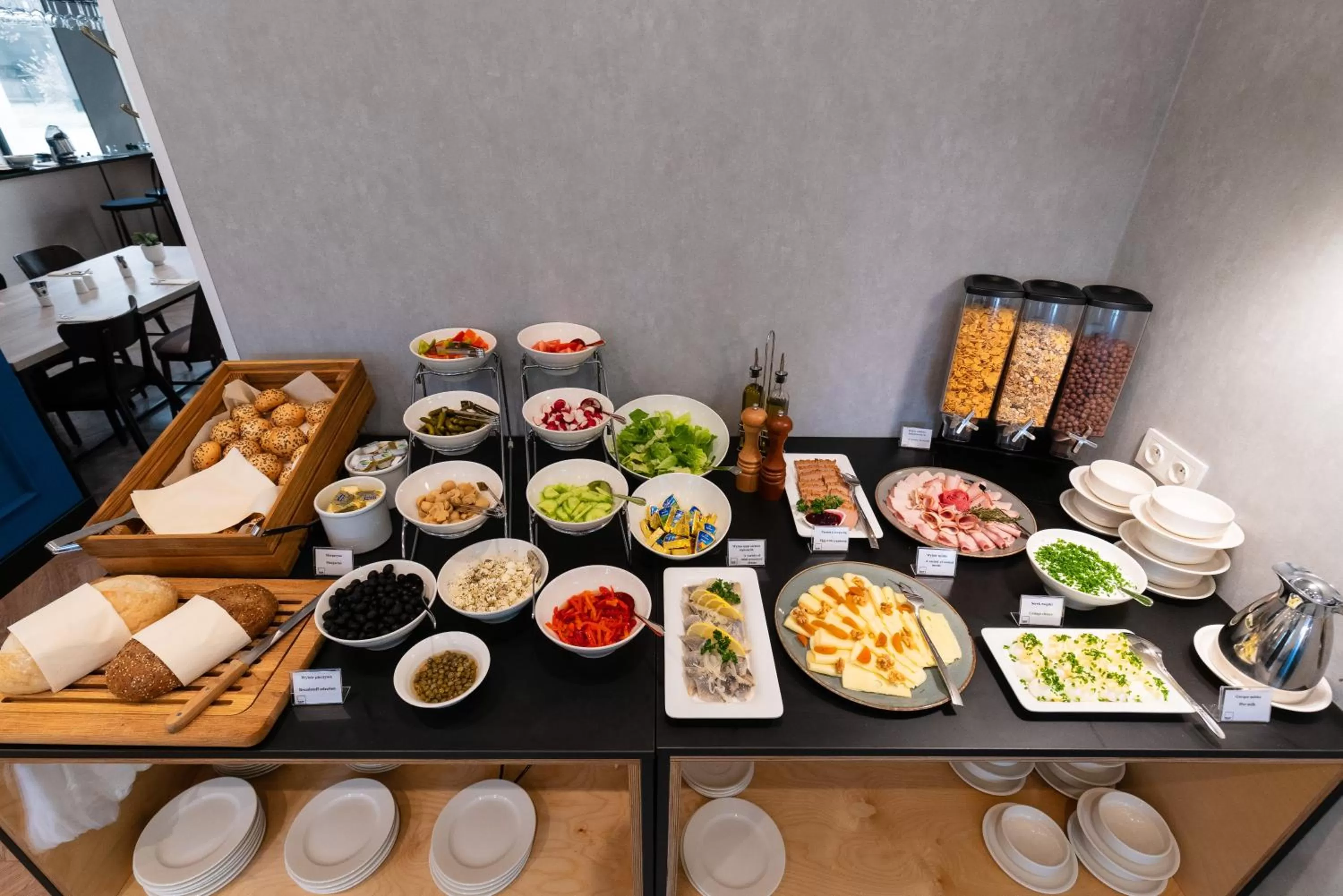 Restaurant/places to eat in Hotel Tulip Residences Warsaw Targowa