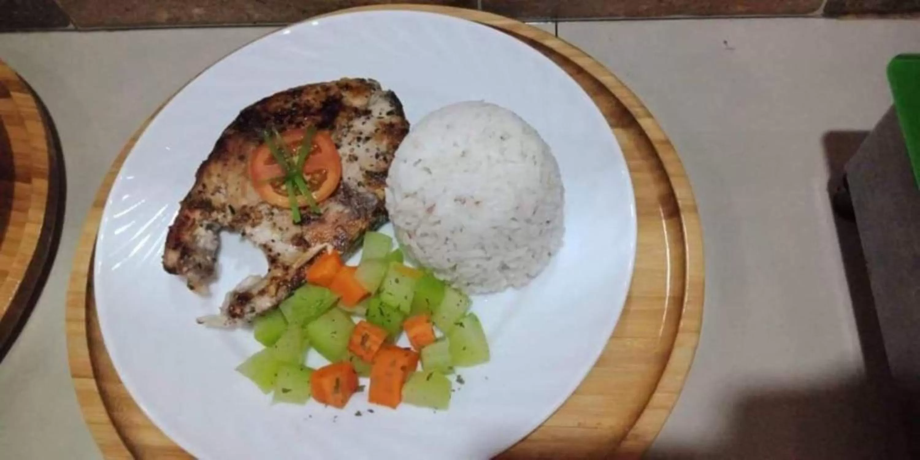 Food in Peak View Resort