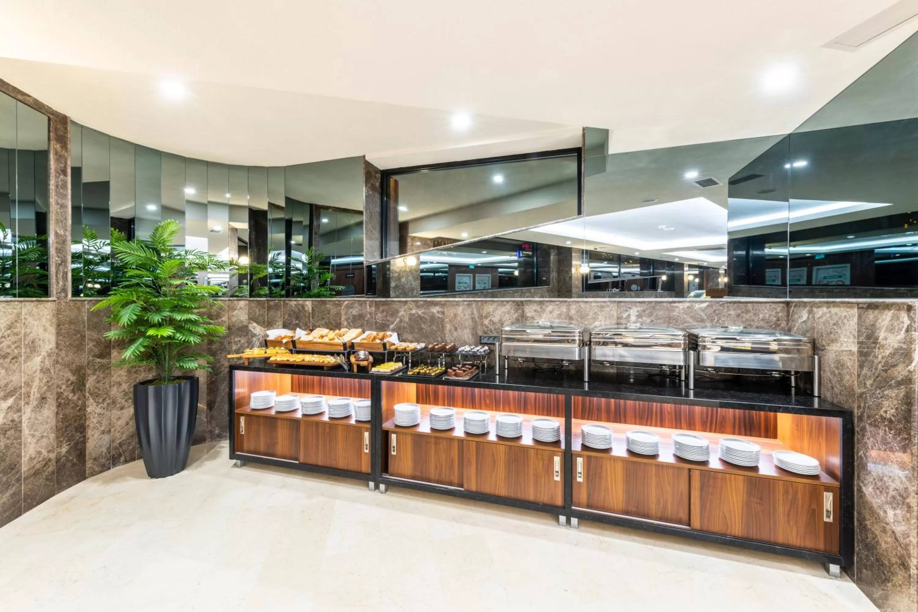 Breakfast in Aprilis Deluxe Hotel