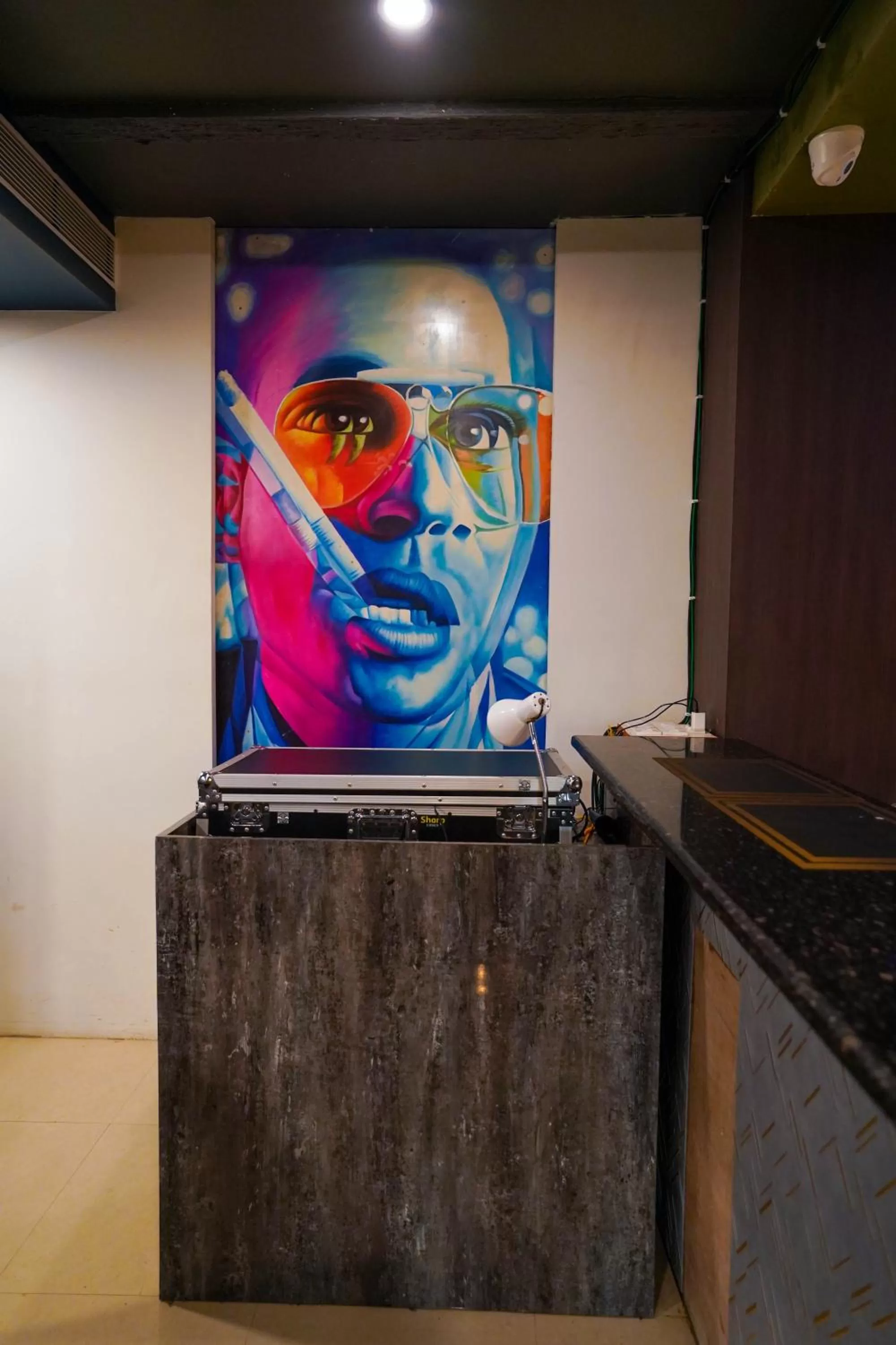 Lounge or bar, TV/Entertainment Center in HOTEL SEVENTH SENSE