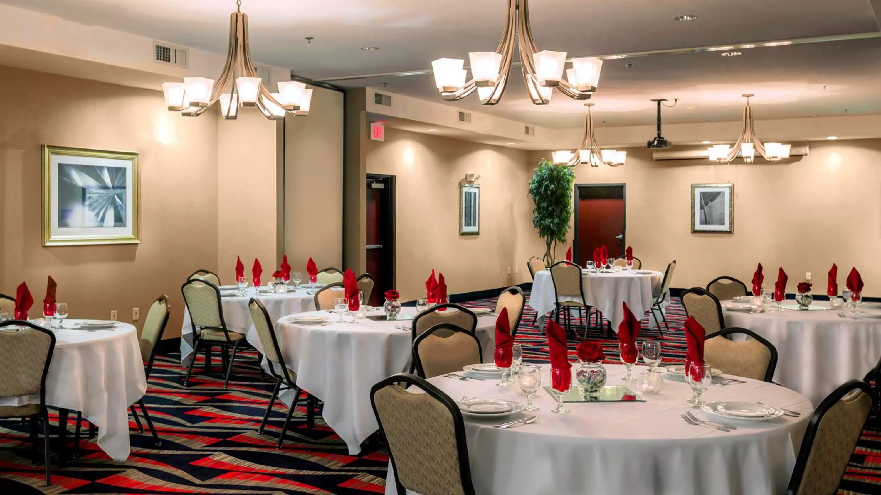 Banquet/Function facilities in Holiday Inn Oklahoma City Airport by IHG