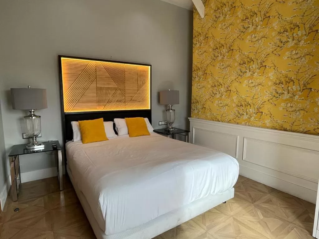 Bed in Hotel Royal Suite Santander