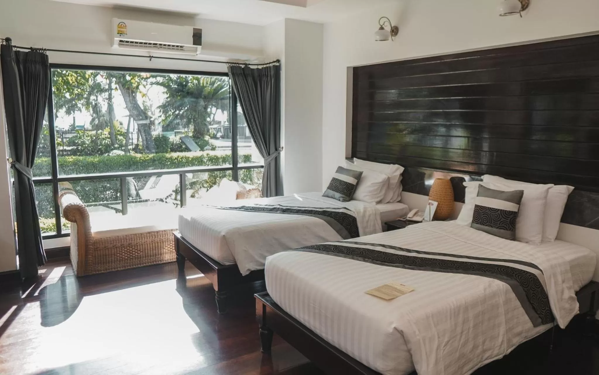 Property building, Bed in Klong Prao Resort