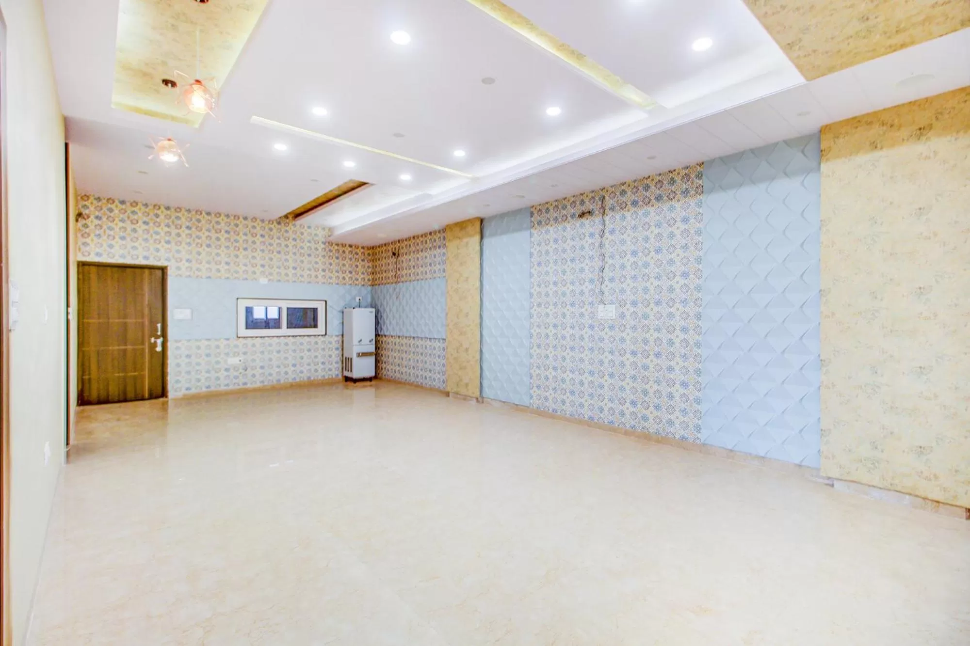Lobby or reception in FabHotel 7th Crossing Malviya Nagar