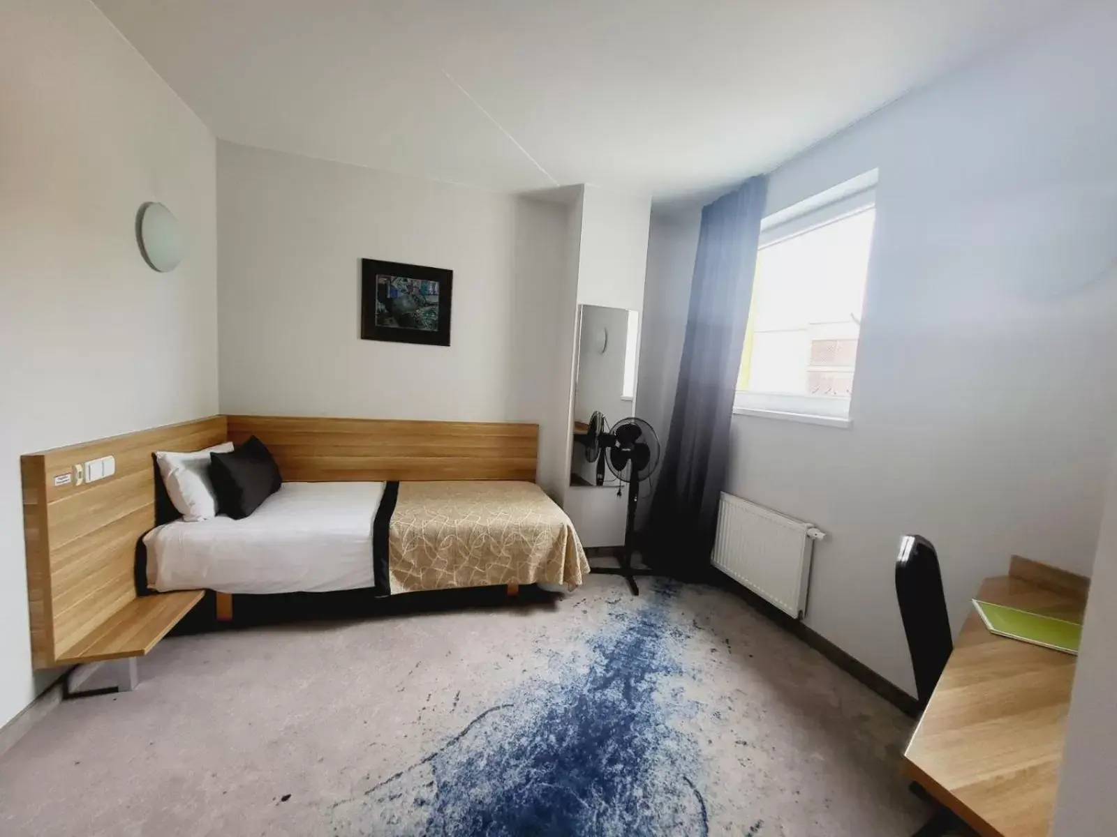 Single Room in Green Vilnius Hotel Single Room in Green Vilnius Hotel