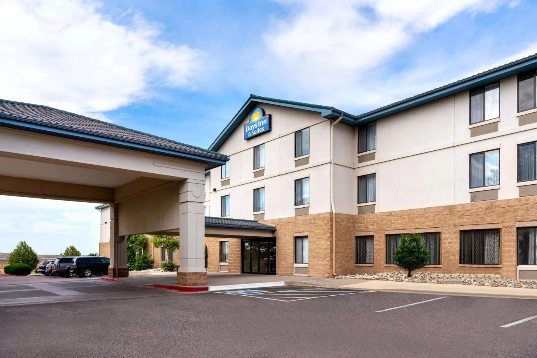 Facade/entrance in Days Inn & Suites by Wyndham Denver International Airport