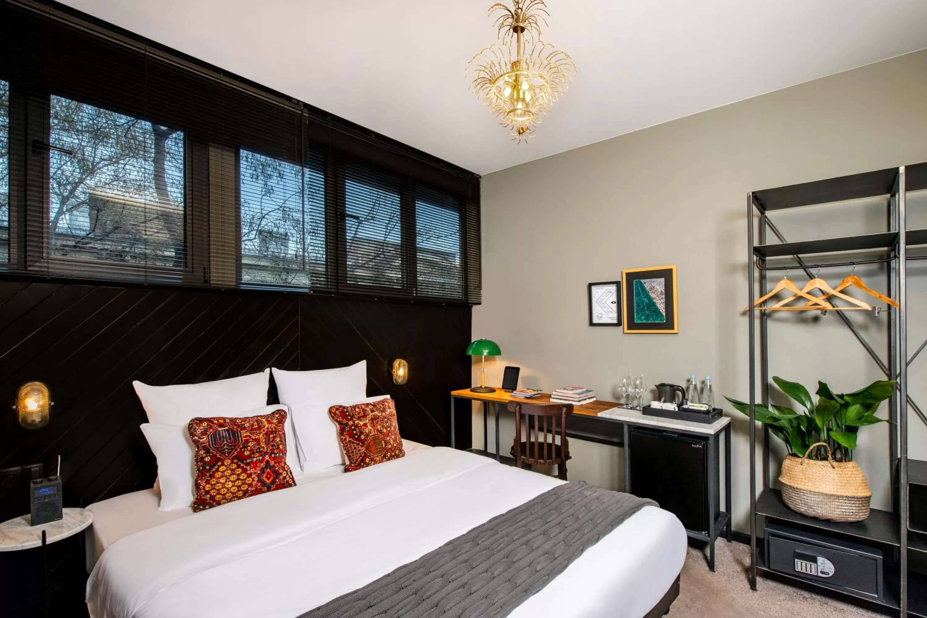 Bedroom, Bed in Communal Hotel Sololaki