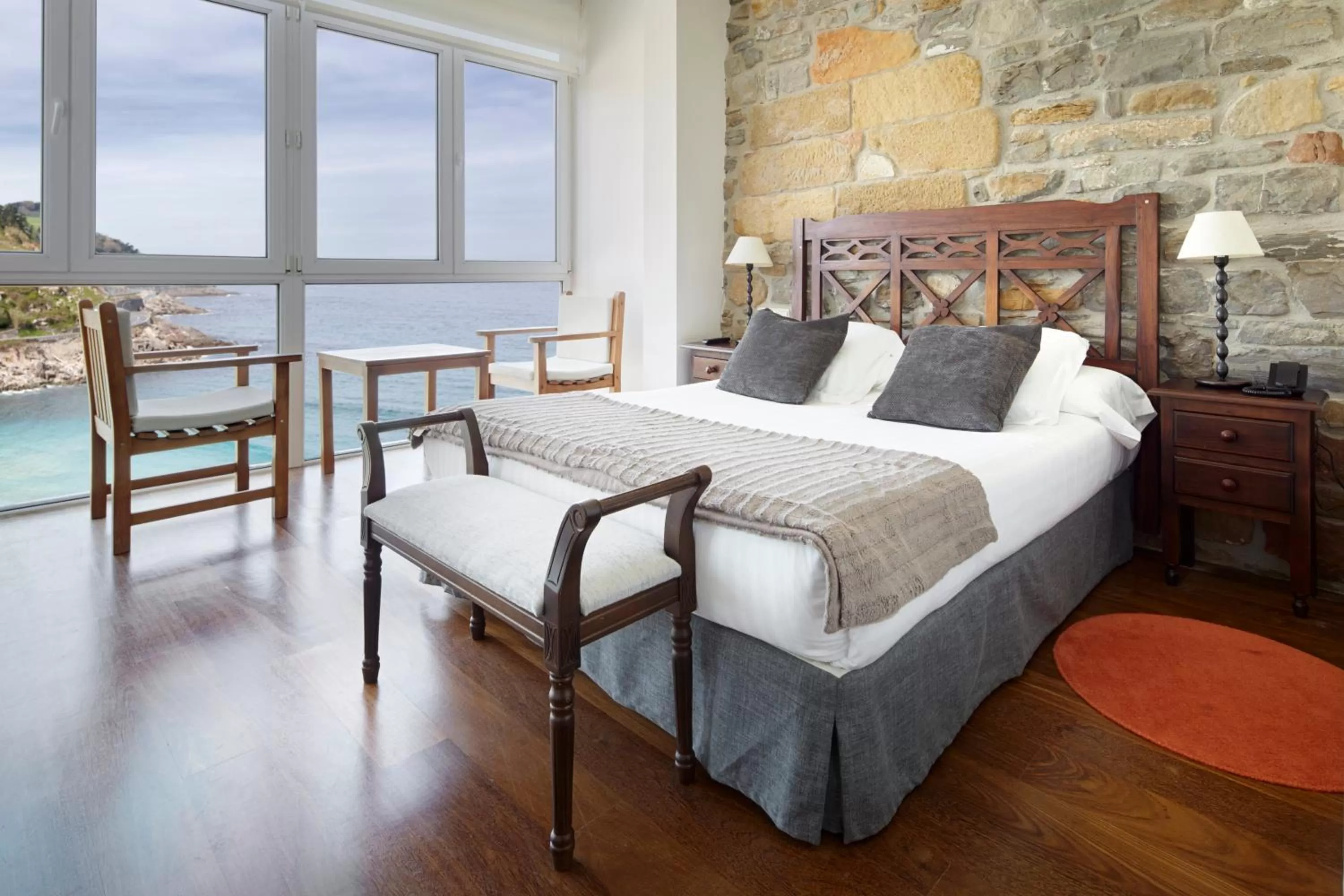 Bedroom, Bed in Saiaz Getaria Hotela