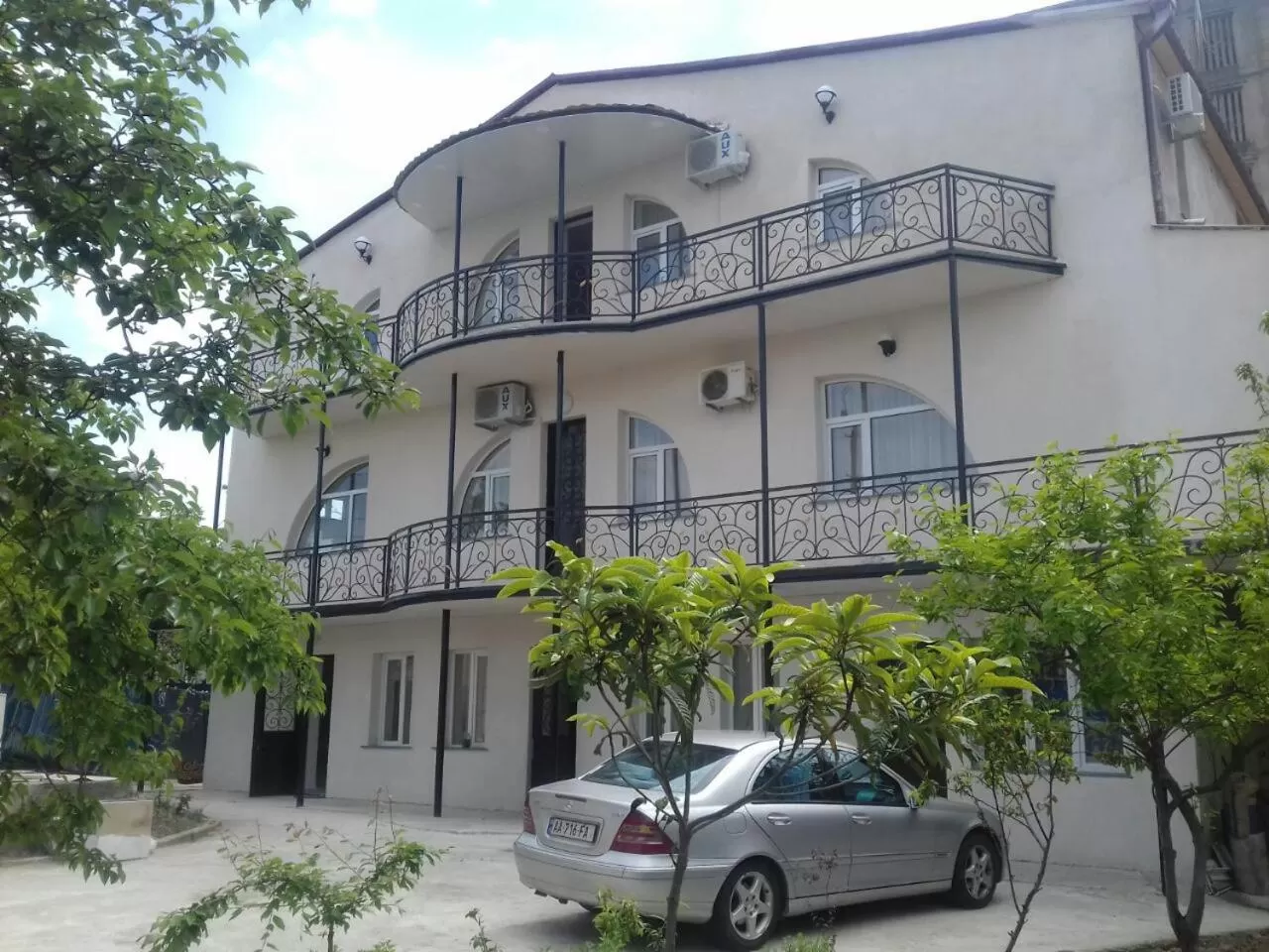 Facade/entrance, Property Building in Hotel Hollywood