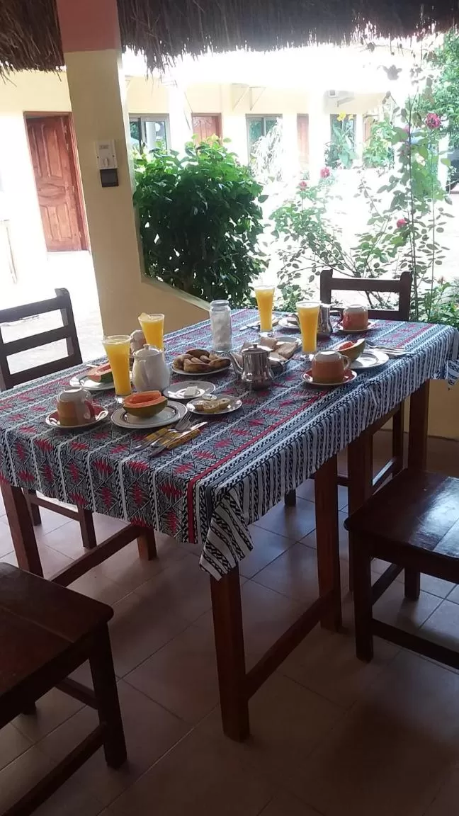 Continental breakfast in Chez Sabine