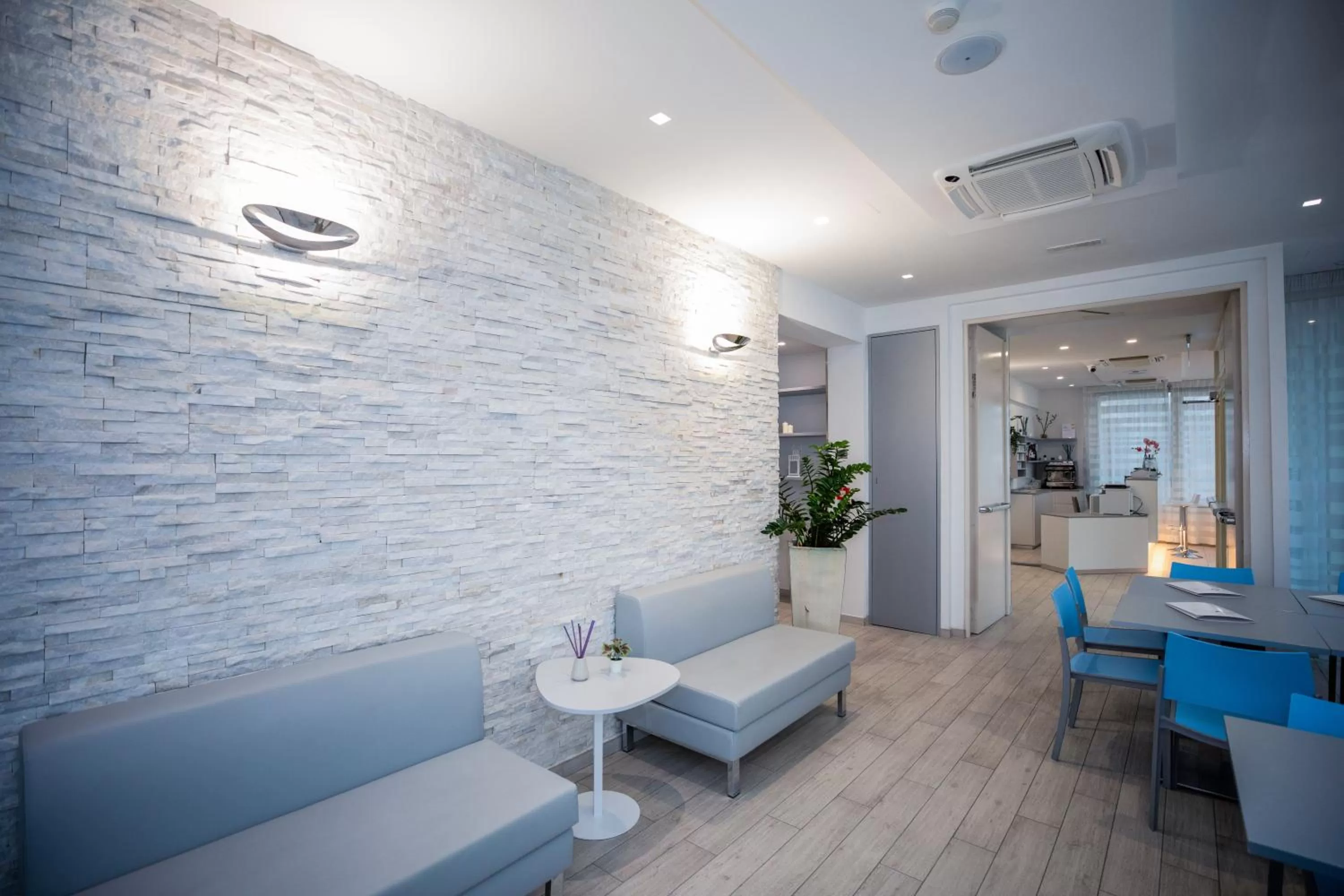 Seating area in Hotel Gabbiano