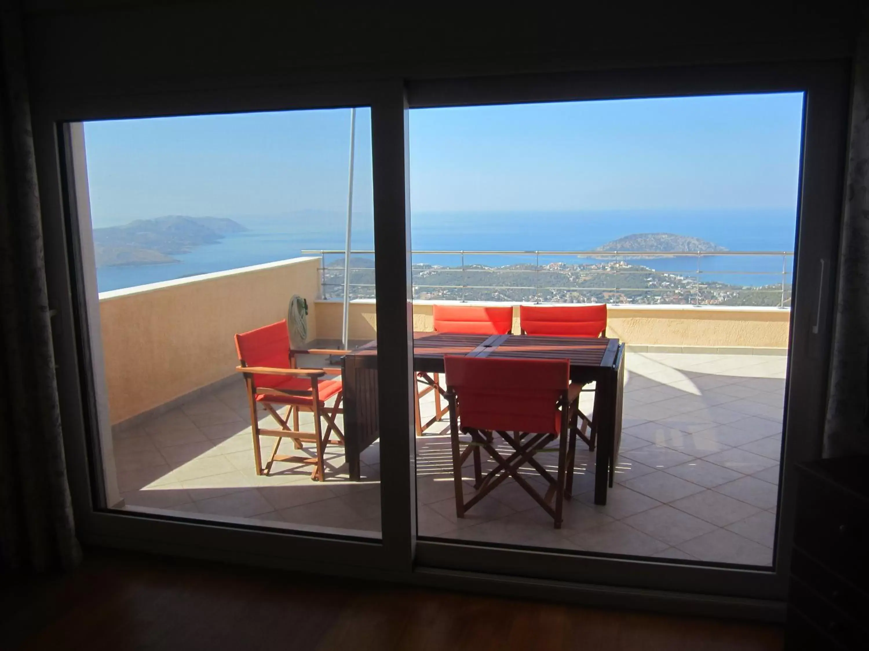 Deluxe Double Room with Balcony and Sea View in Viva B&B Deluxe Double Room with Balcony and Sea View in Viva B&B