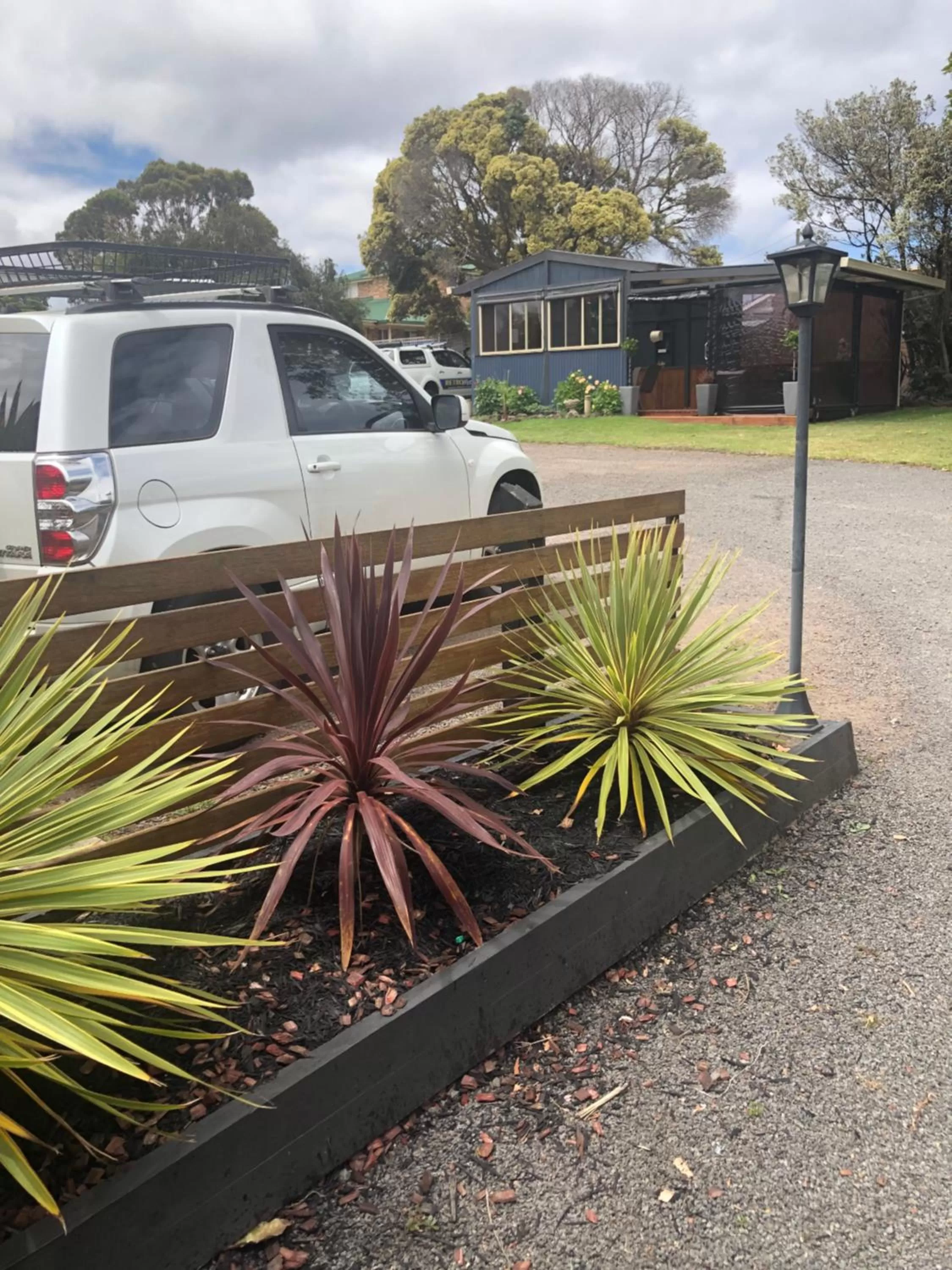 Facade/entrance in Portland Retro Motel