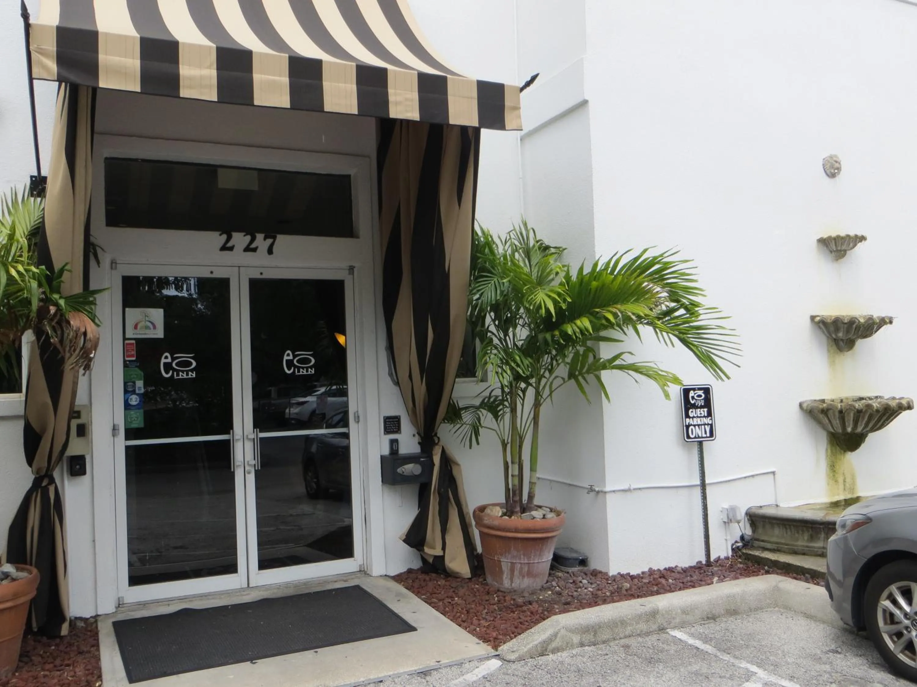 The EO Inn - Downtown Orlando