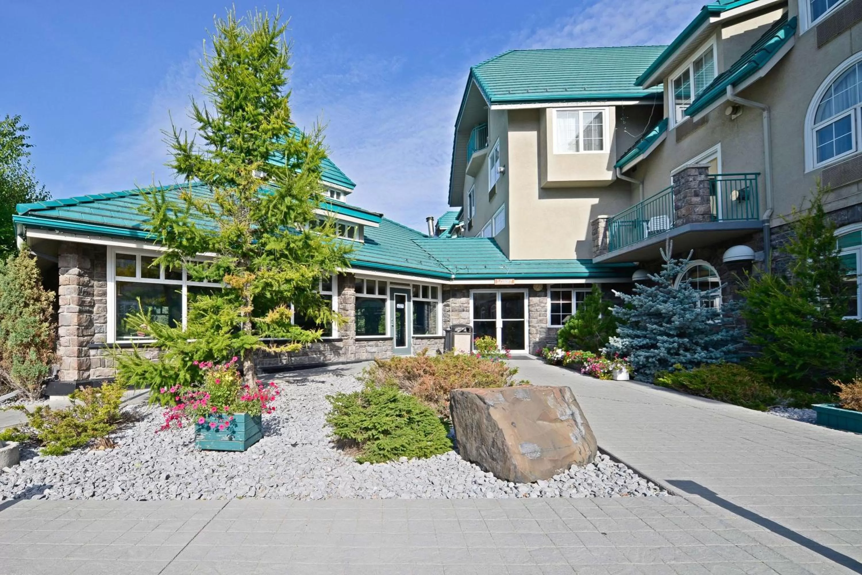 Property building in Pocaterra Inn & Waterslide