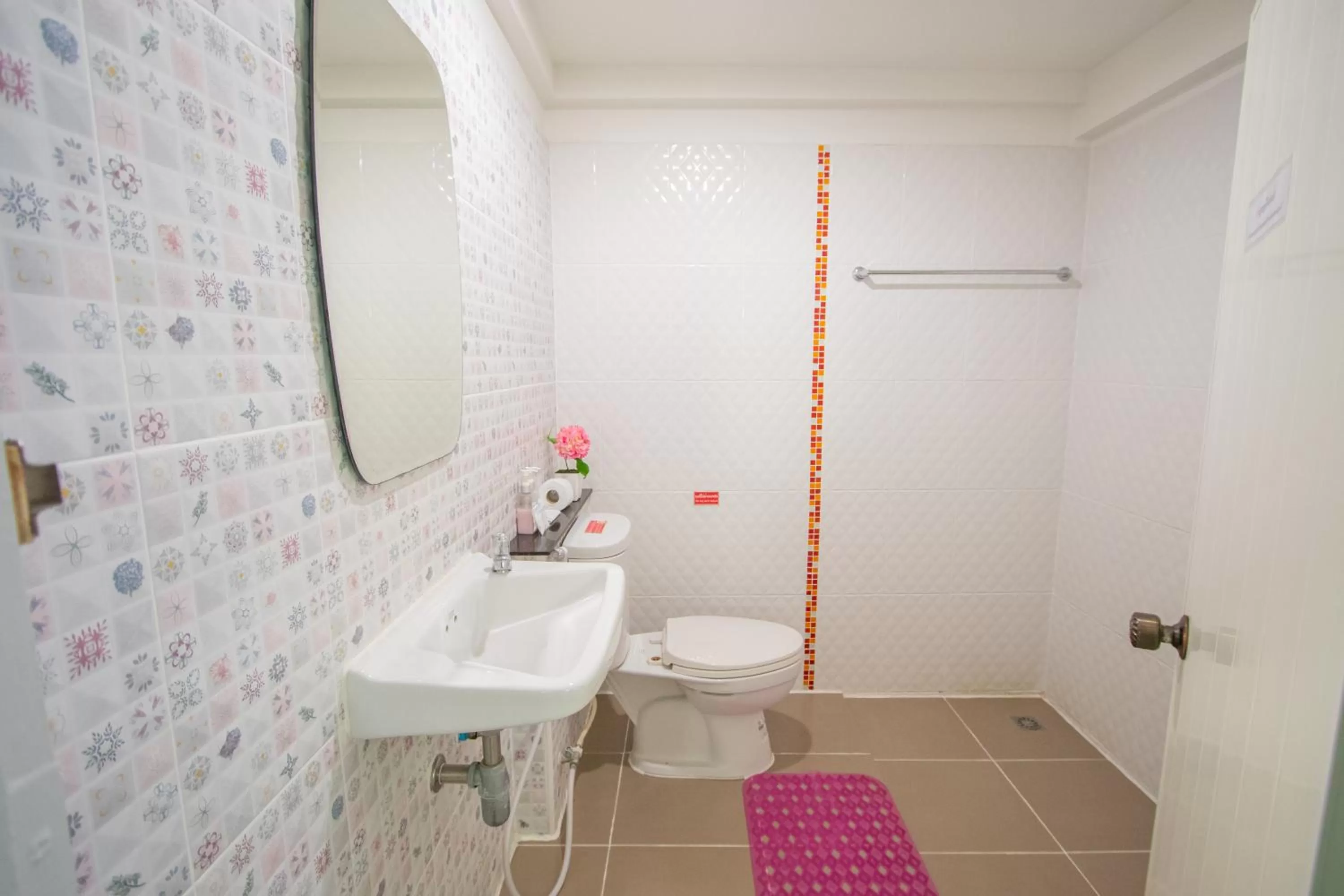 Bathroom in Anchalee Resort