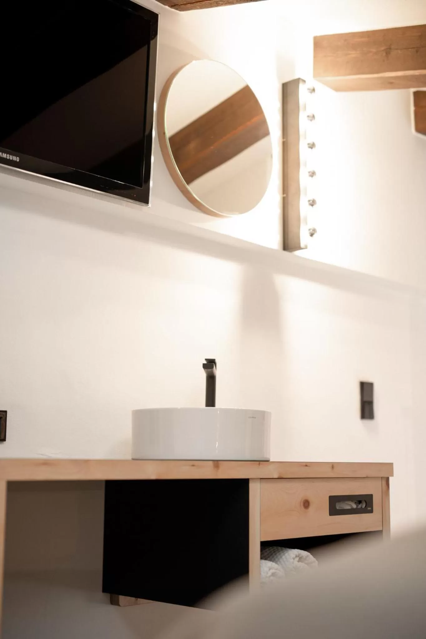 Bedroom, TV/Entertainment Center in Hotel & Appartements Tiroler Buam