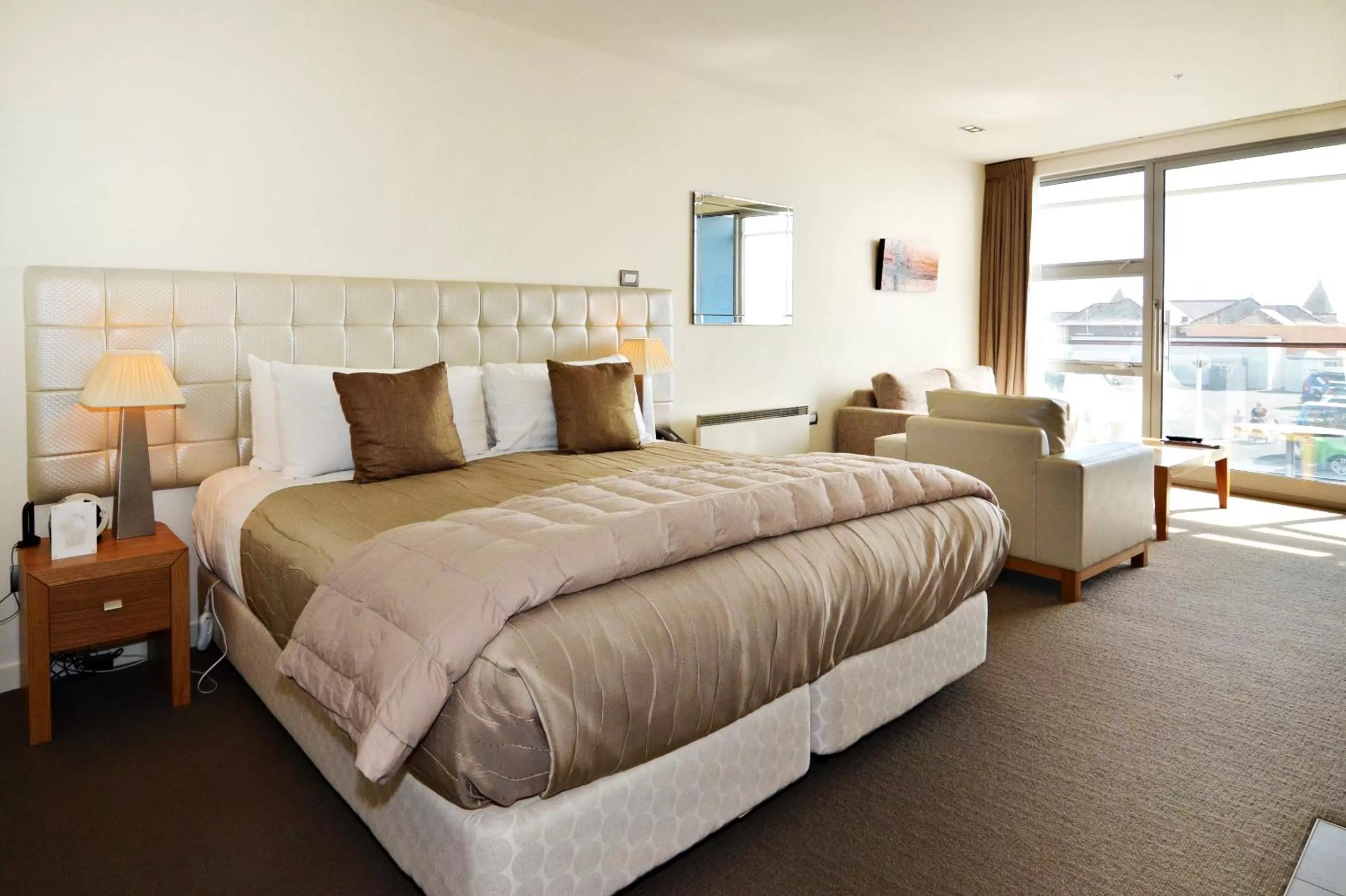 Bed in Hotel St Clair