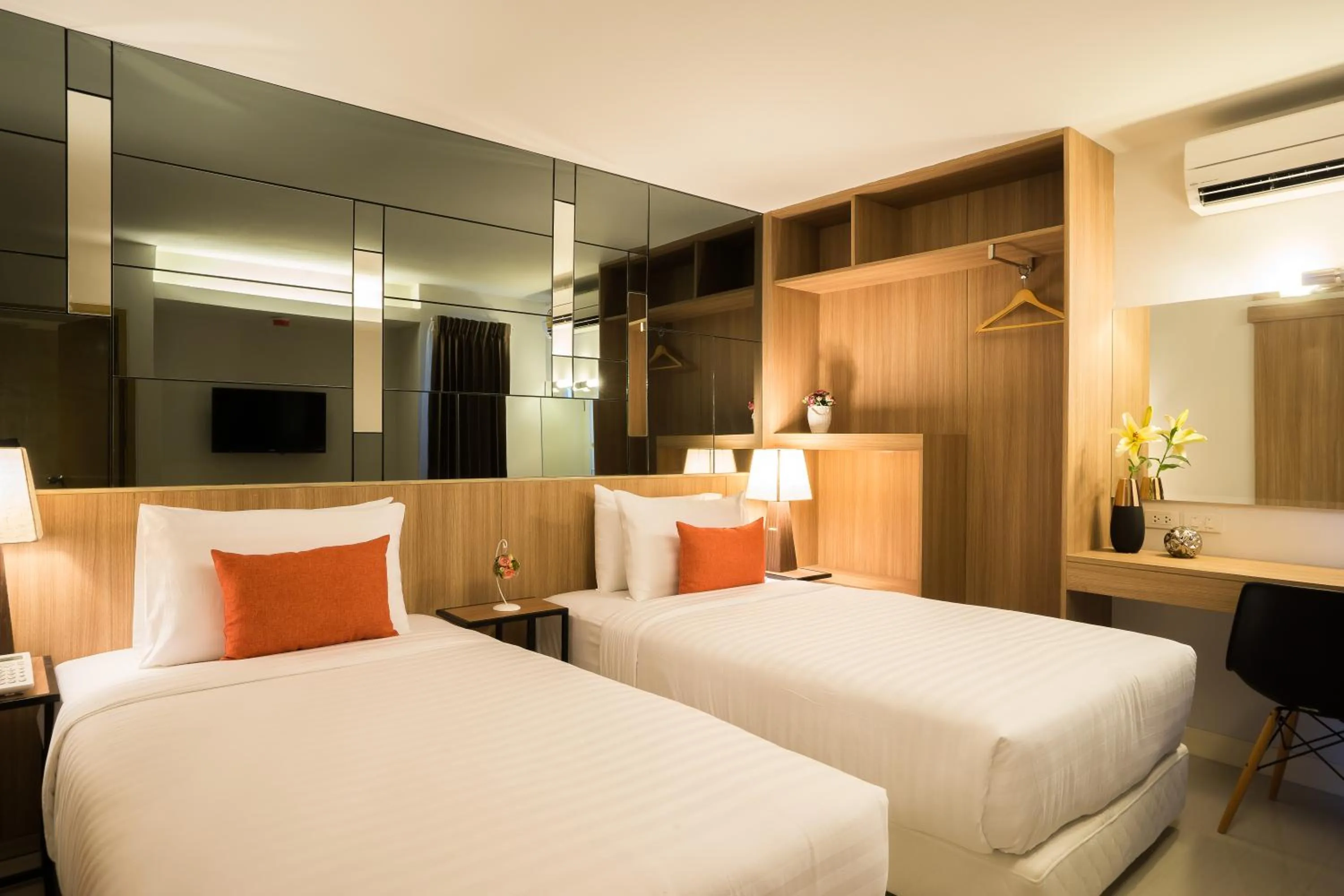 Photo of the whole room, Bed in Beyond Suite