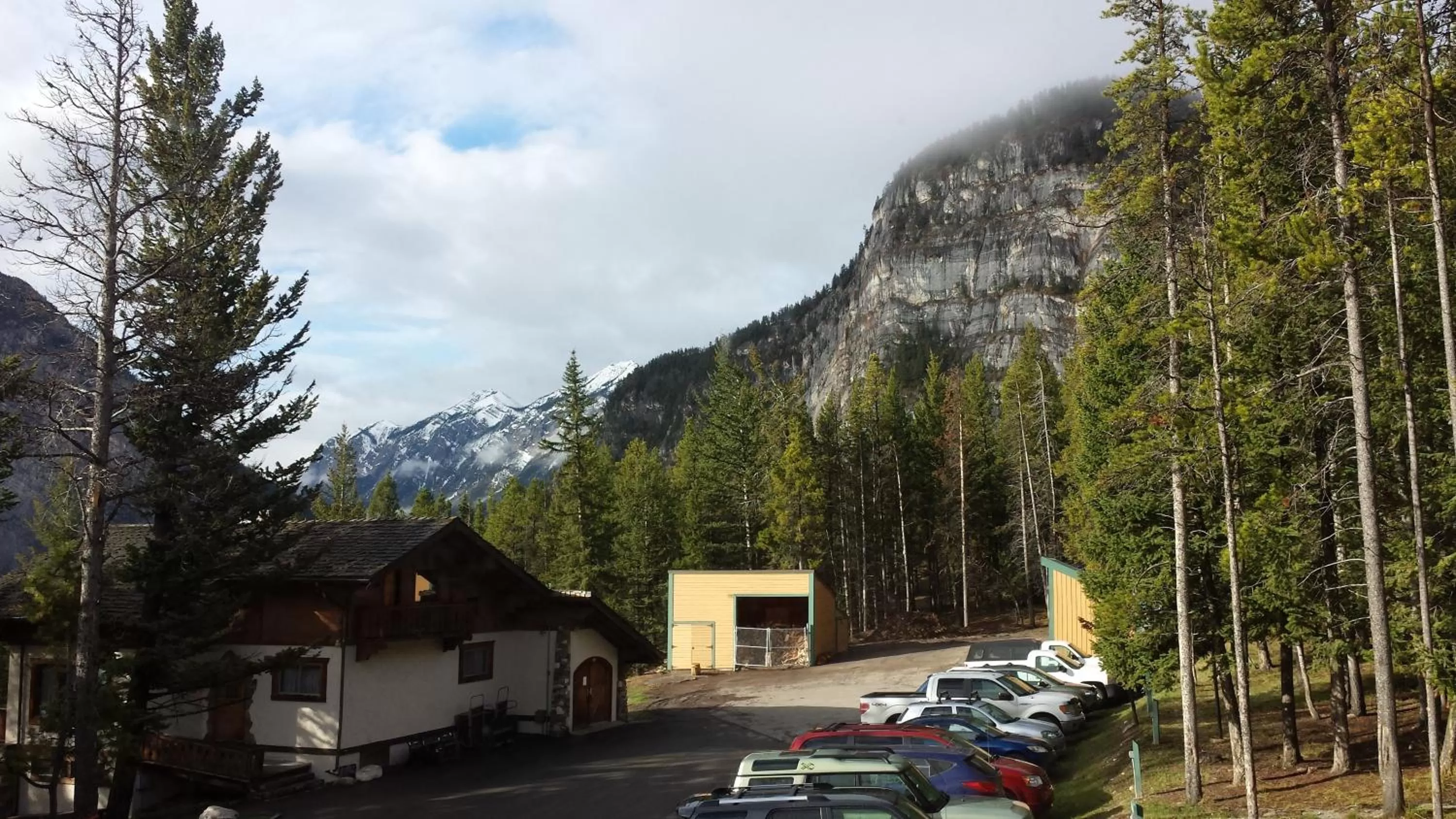 Area and facilities in Douglas Fir Resort & Chalets