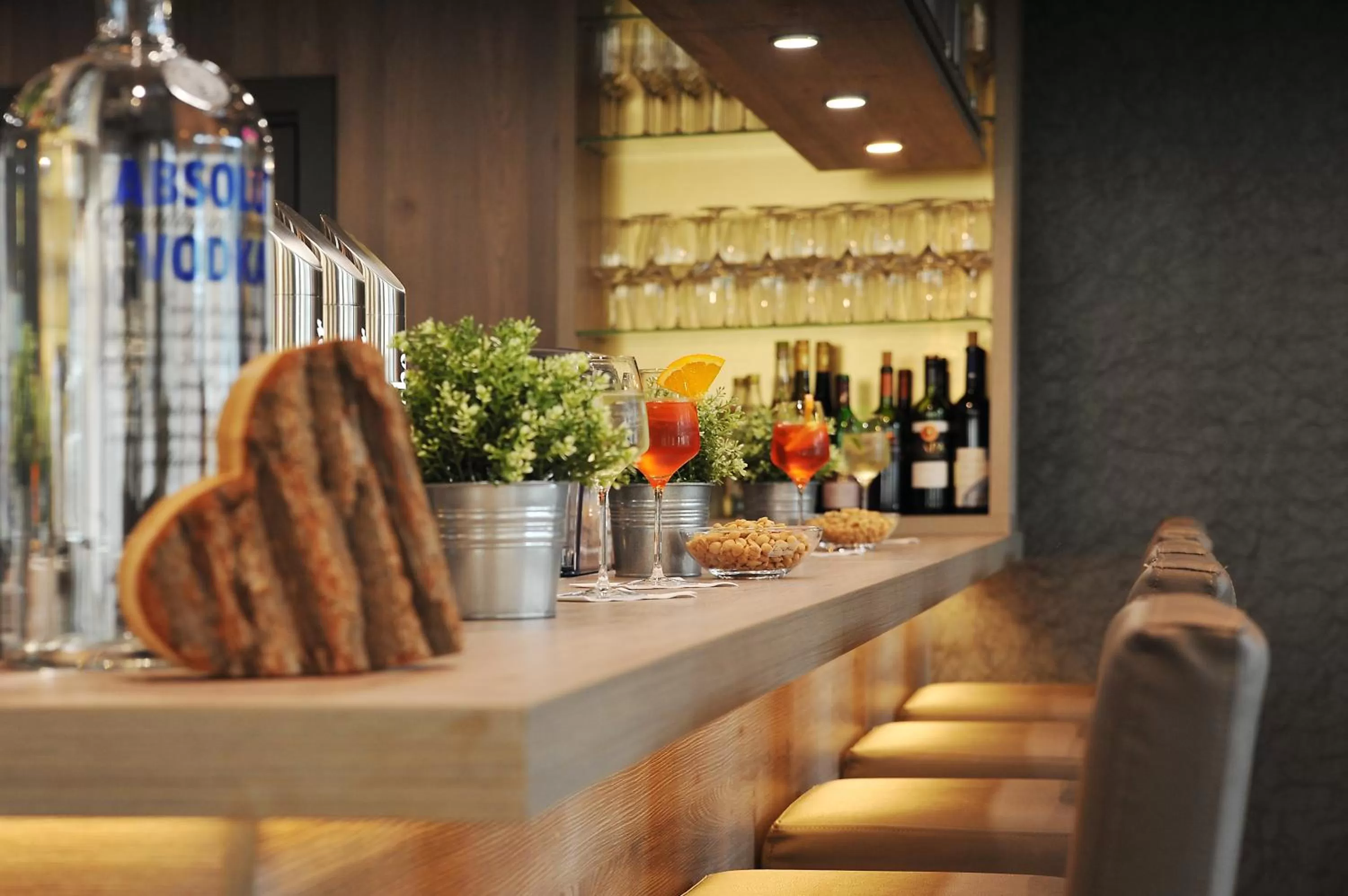 Restaurant/places to eat in Bernstein Acamed Resort