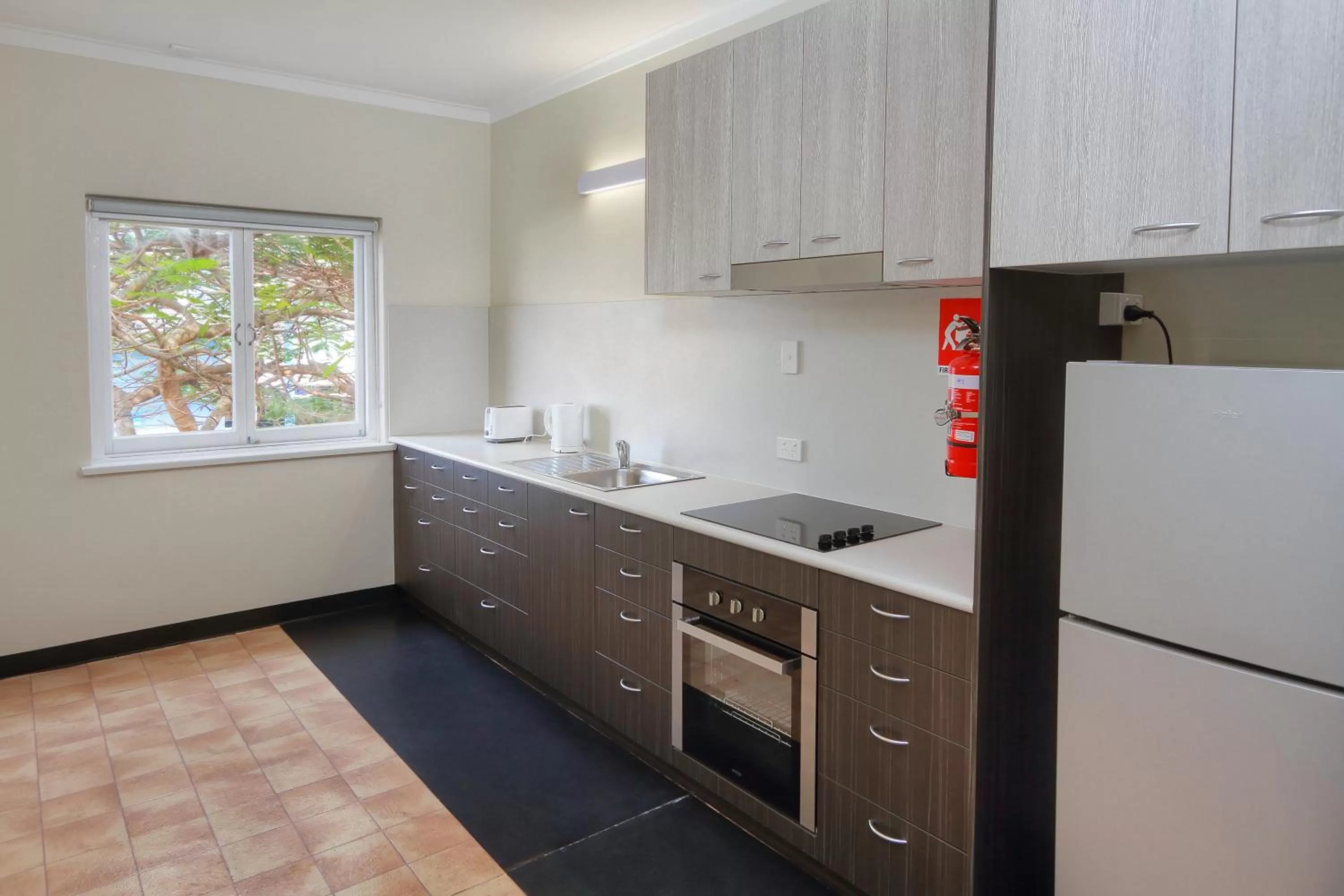 Coffee/tea facilities in Palm Beach Hotel